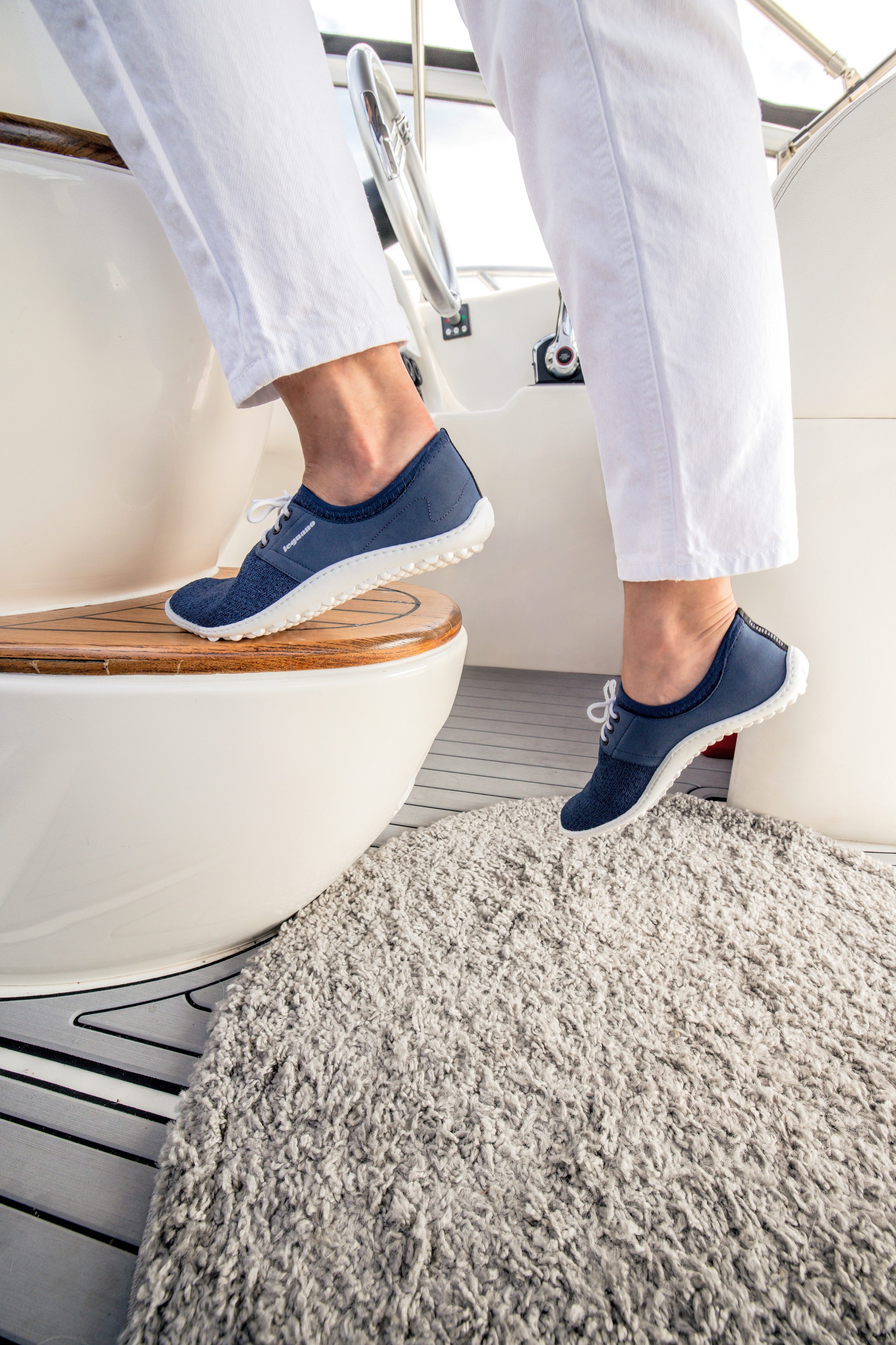 Leguano JUNO Barfußschuh, Schlupfschuh, Bequemschuh mit speziell entwickelter Halbkugel-Sohle