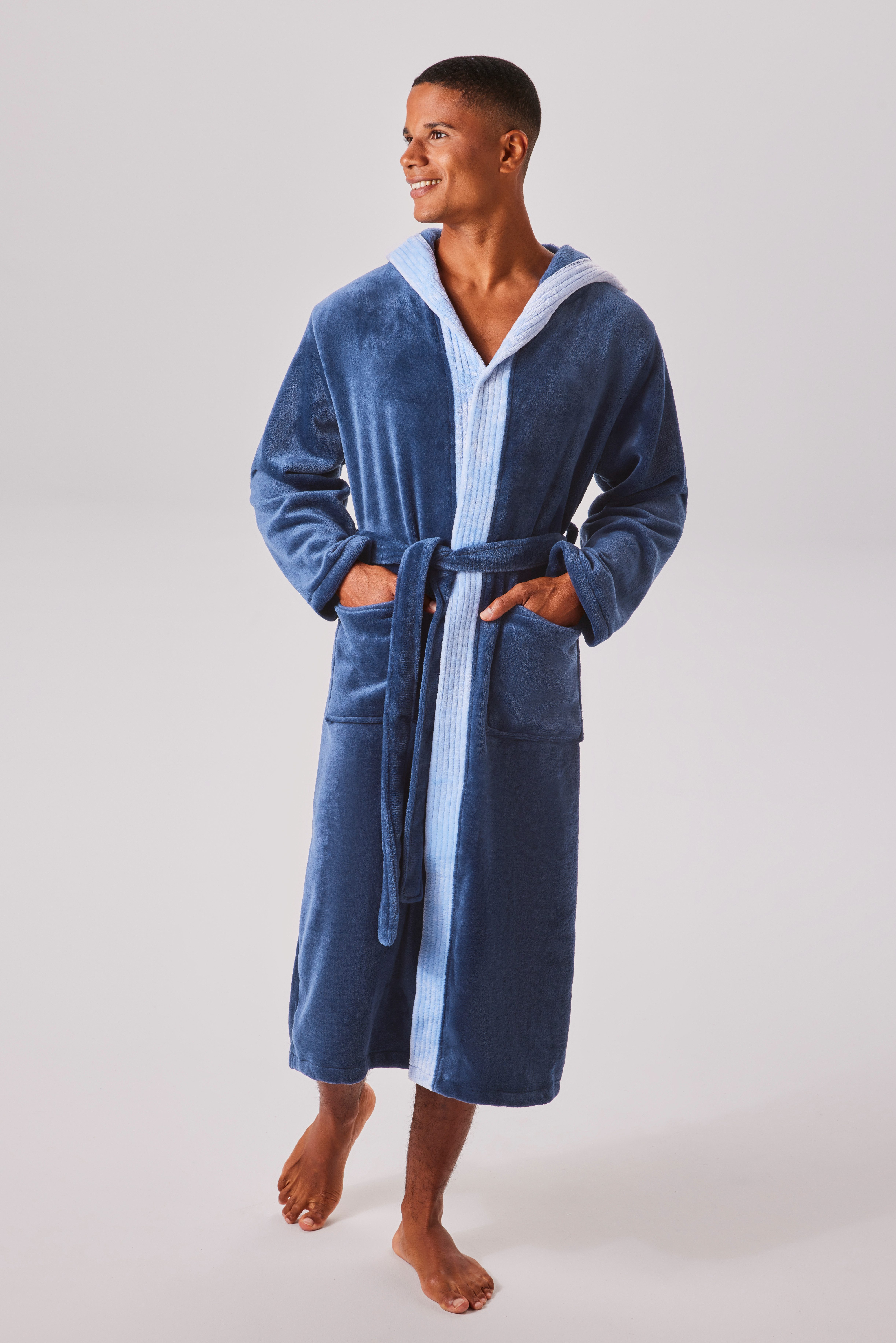 OTTO home Unisex-Bademantel Miia, ideal für Sauna, Spa & im Urlaub, Langform, Microfaser, Kapuze, Gürtel, weich und kuschelig, plüsch, für Damen und Herren, S-XL