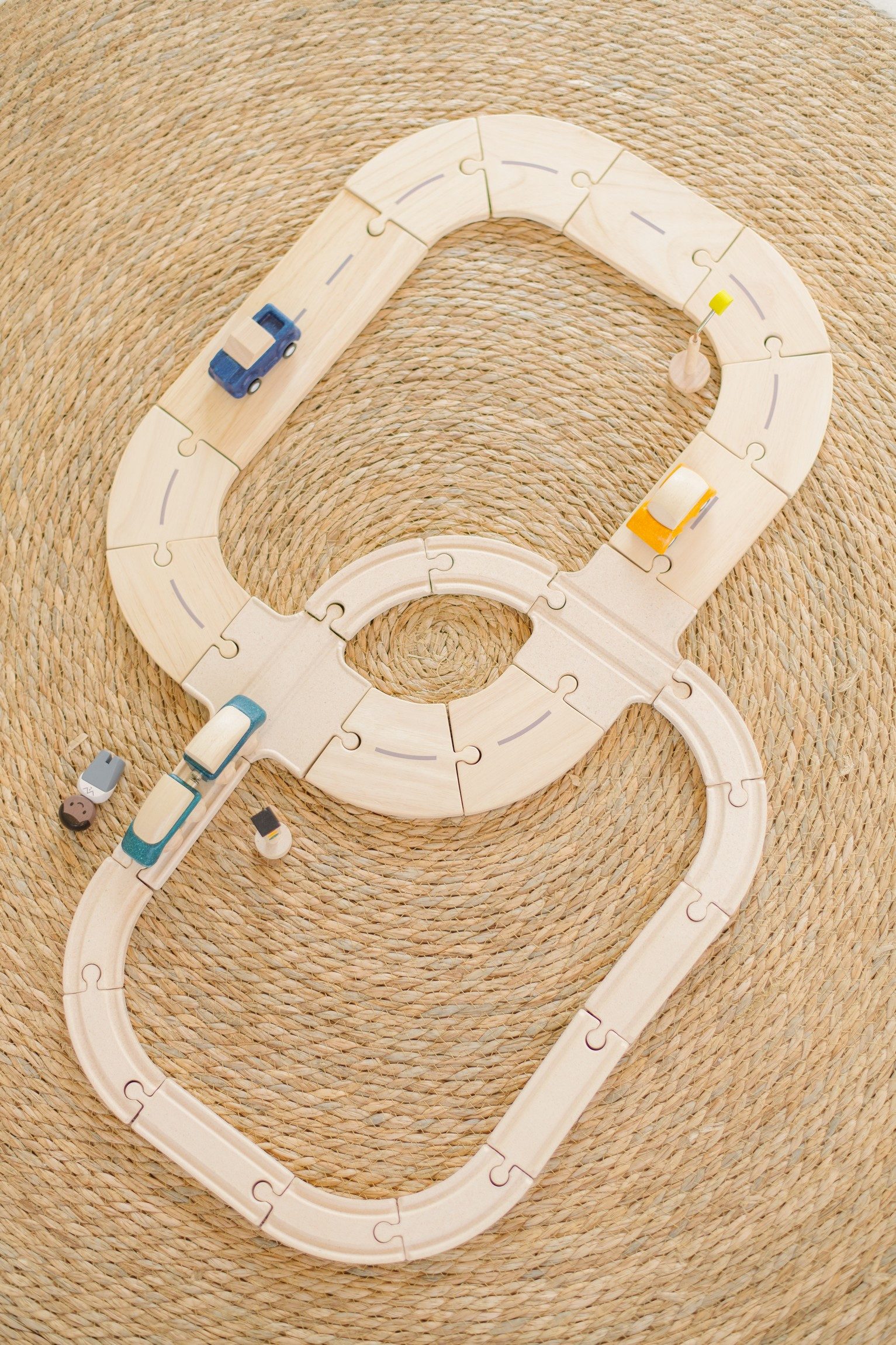 Plantoys Spielzeug-Zug PlanToys- Mein Erstes Straßenset - ab 3 Jahre, (Komplettset, 19-tlg)