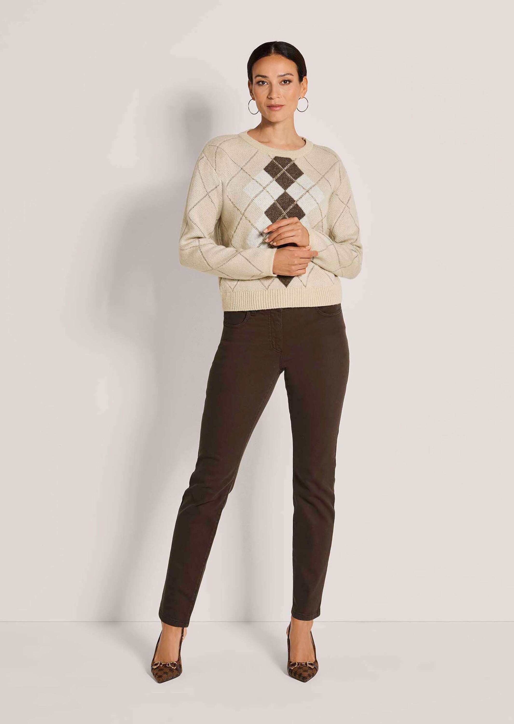 MADELEINE Strickpullover Strickpullover mit Argyle-Muster Rautenmuster vorne mit Glanzakzenten, Rundhals & gerippte Bündchen