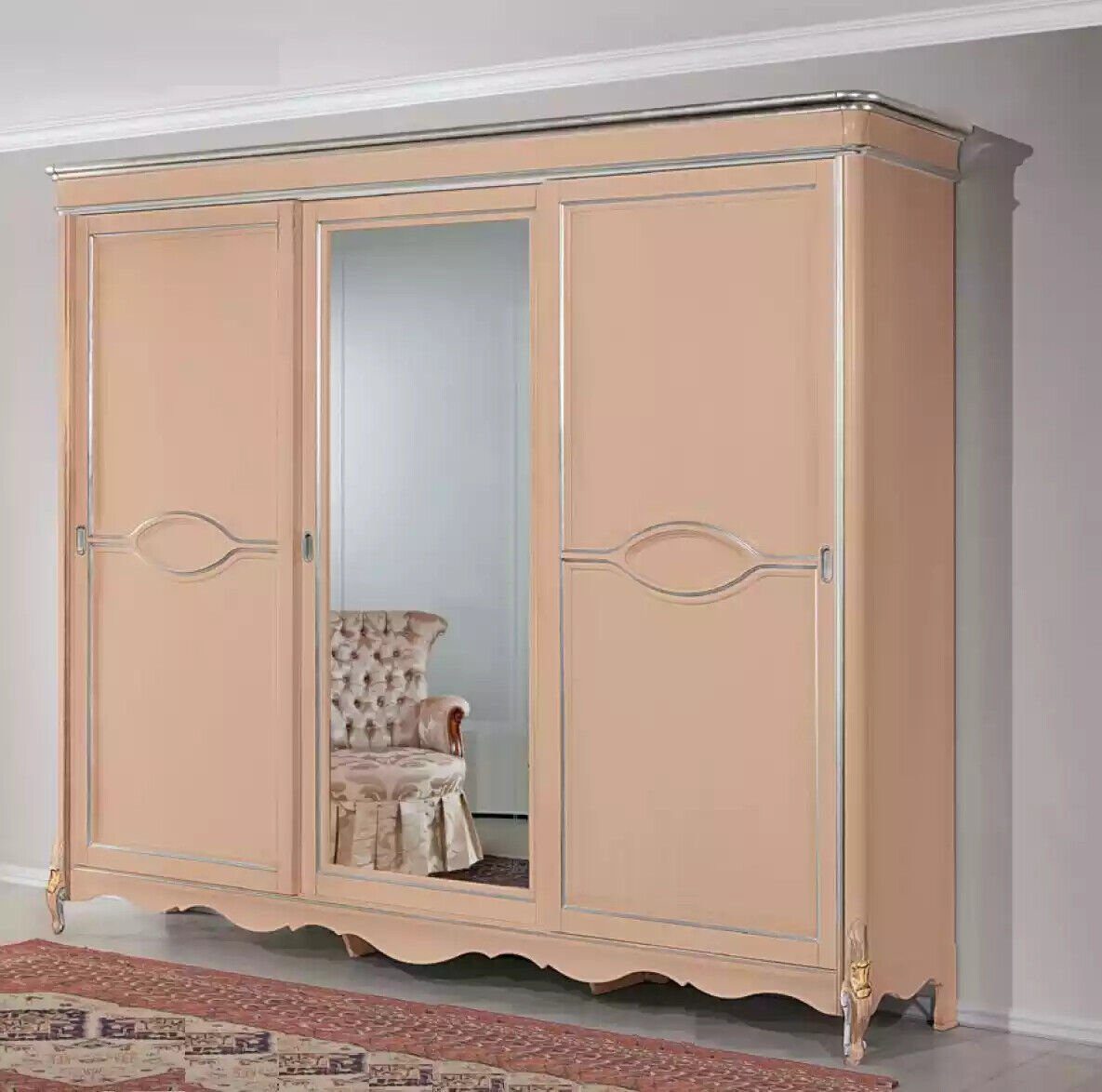 Schlafzimmer Made Italy Massivholz (1-St., Kleiderschrank Klassisch Beiger Kleiderschrank) Möbel JVmoebel Kleiderschrank 3-türig in