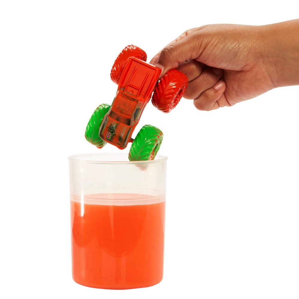 Mattel® Spielzeug-Monstertruck Hot Wheels Monster Trucks Color Reveal günstig online kaufen