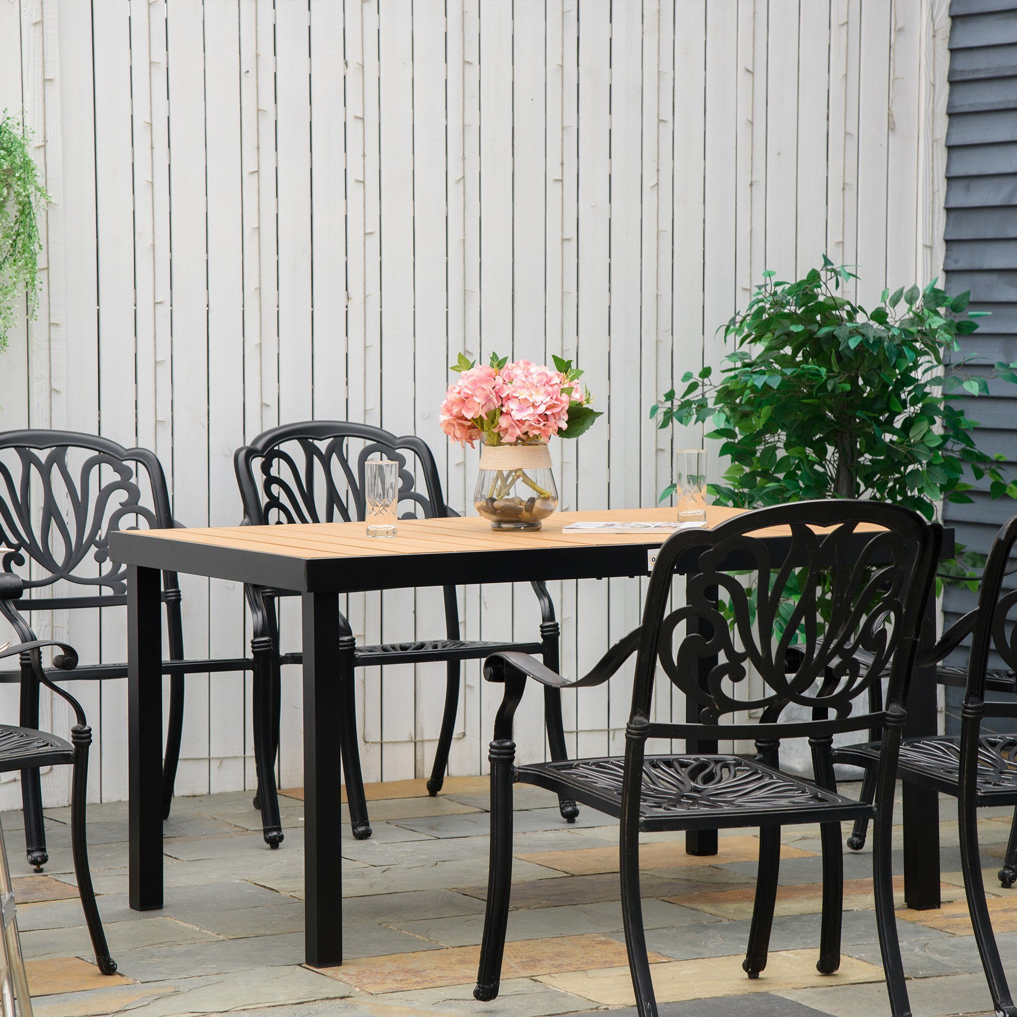 Outsunny Gartentisch Esstisch für 6 Personen Aluminiumtisch (Gartenmöbel, 1-St., Loungemöbel), pflegeleicht Kunststoff Natur+Schwarz 140 x 90 x 74 cm