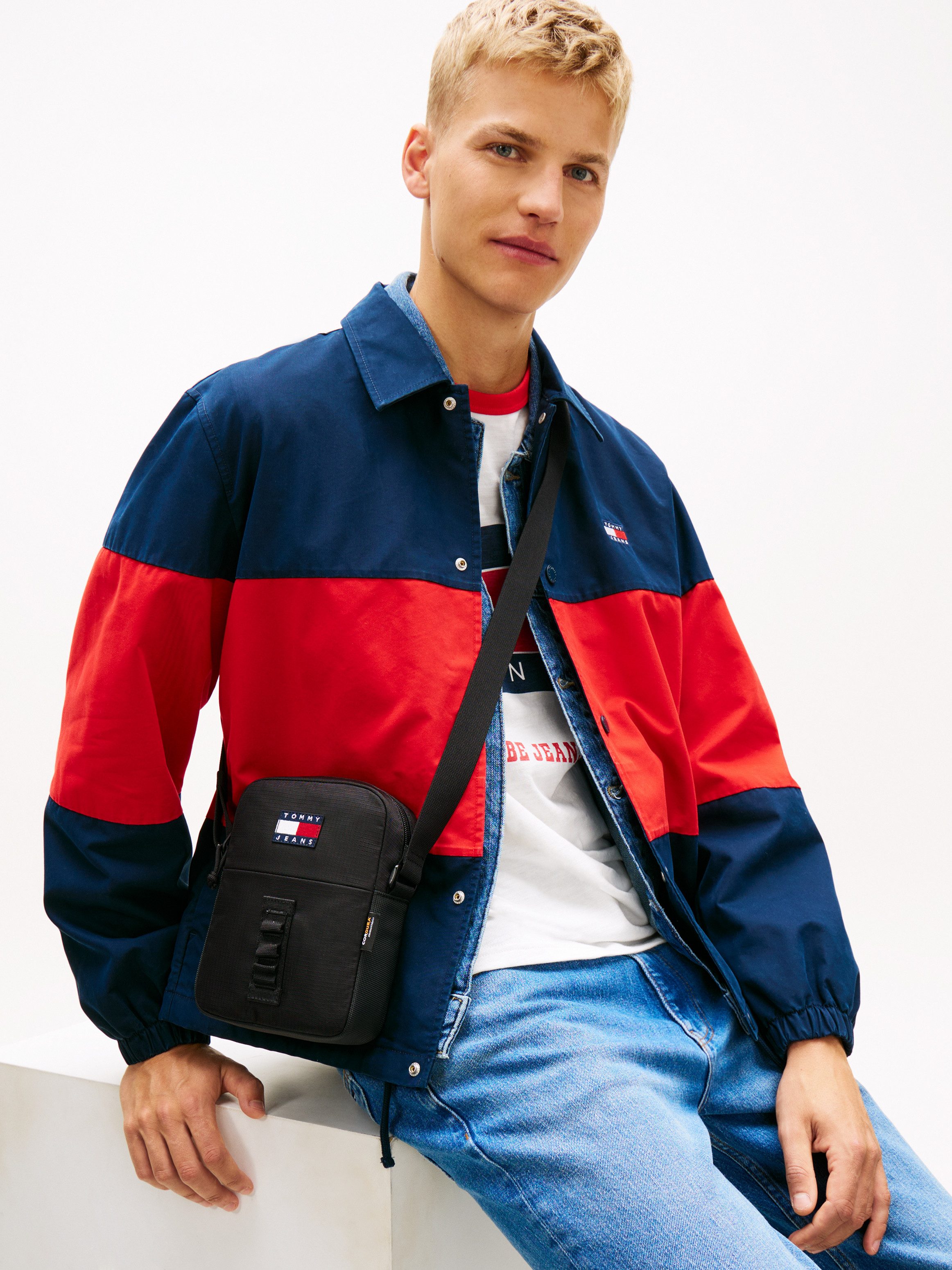 Tommy Jeans Umhängetasche TJM OUTDOOR REPORTER, Unisex Mini-Bag, Schultertasche, Cross-Body Bag mit Gurtbandschlaufen