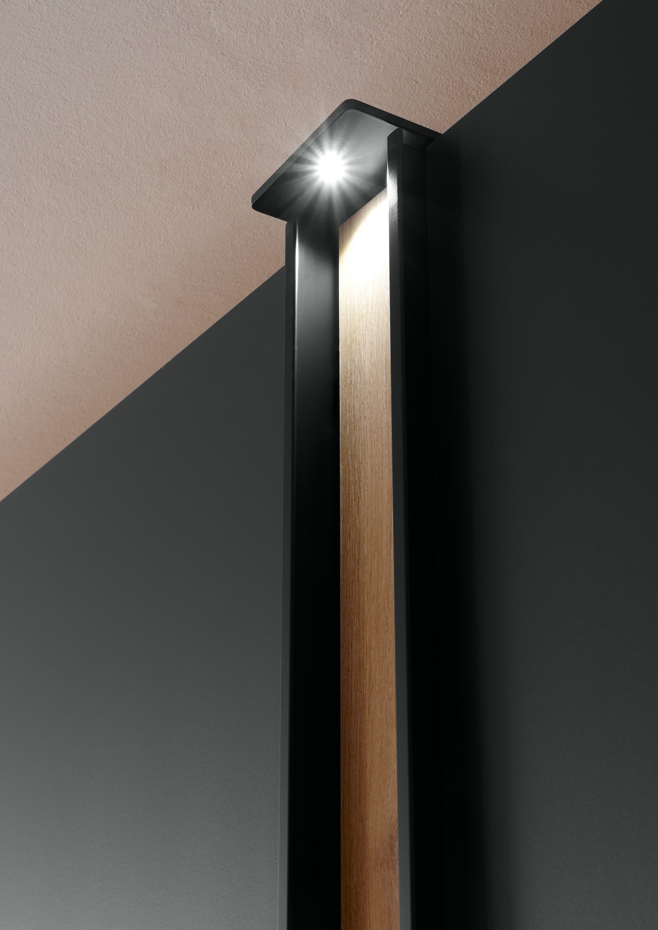 WIEMANN Schrankleuchte LAGOS, Dimmfunktion, Ein-/Ausschalter, LED fest integriert, Warmweiß, Energiesparende LED Leuchtmittel