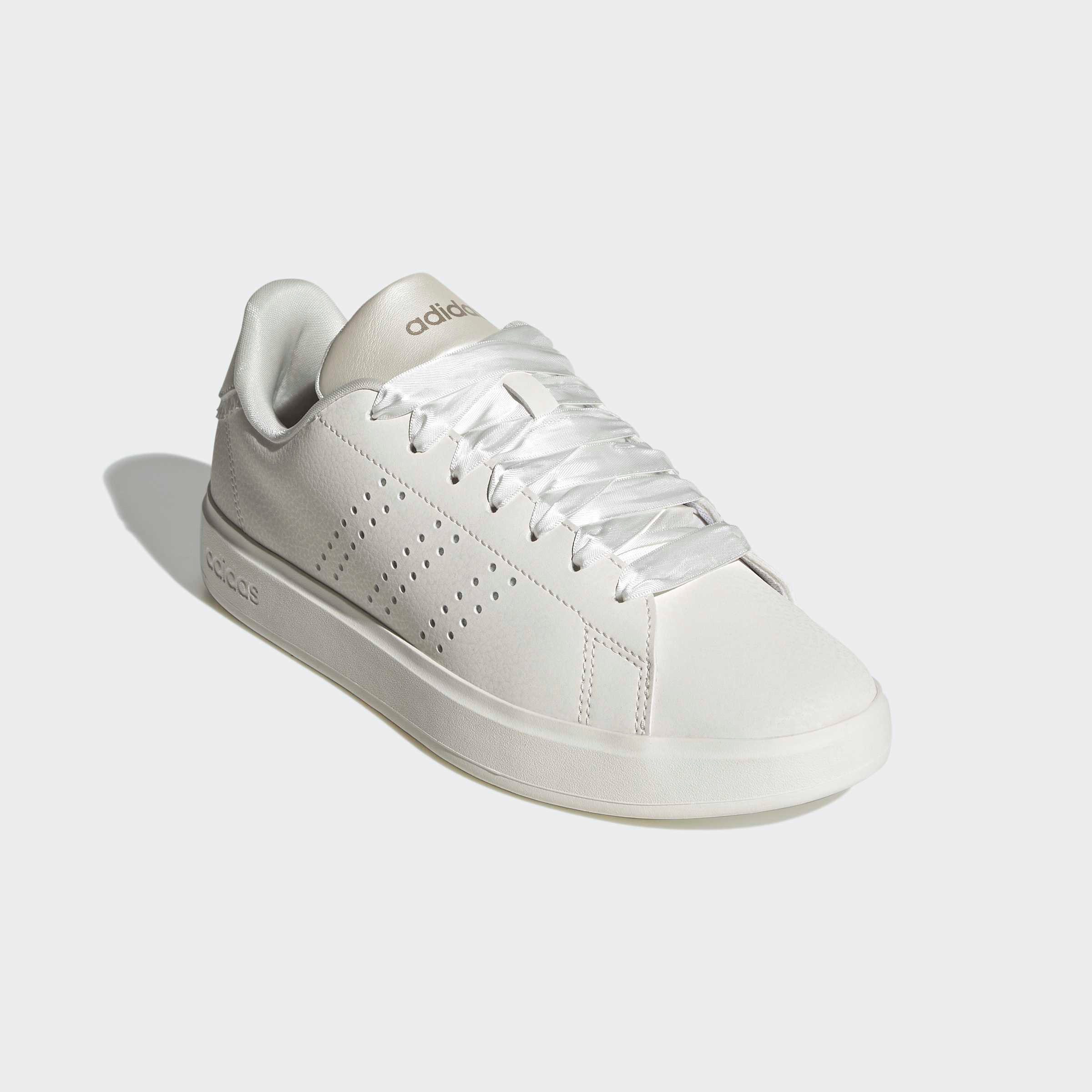 adidas Sportswear ADVANTAGE 2.0 Sneaker inspiriert vom Design des adidas stan smith