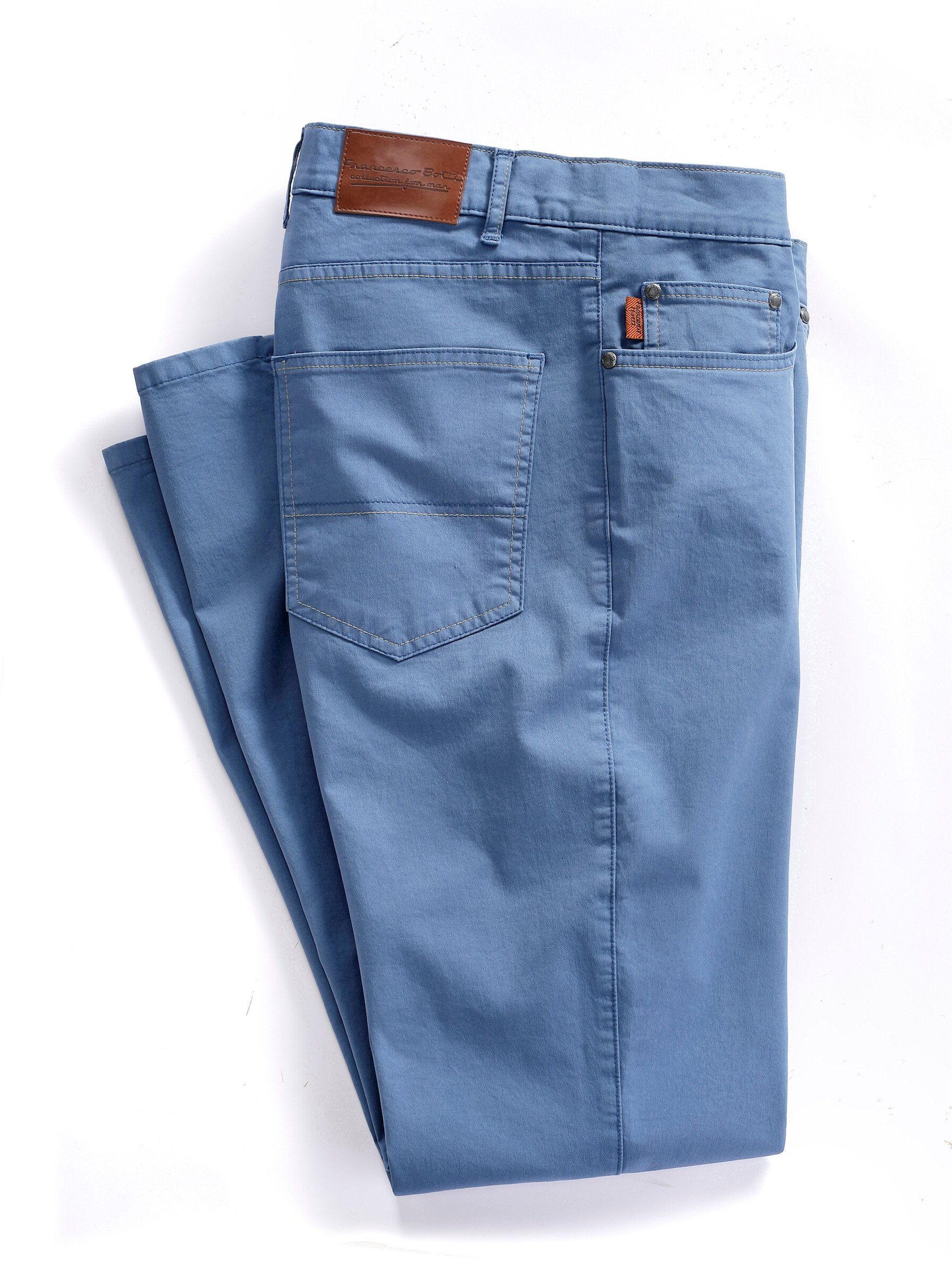 mittelblau