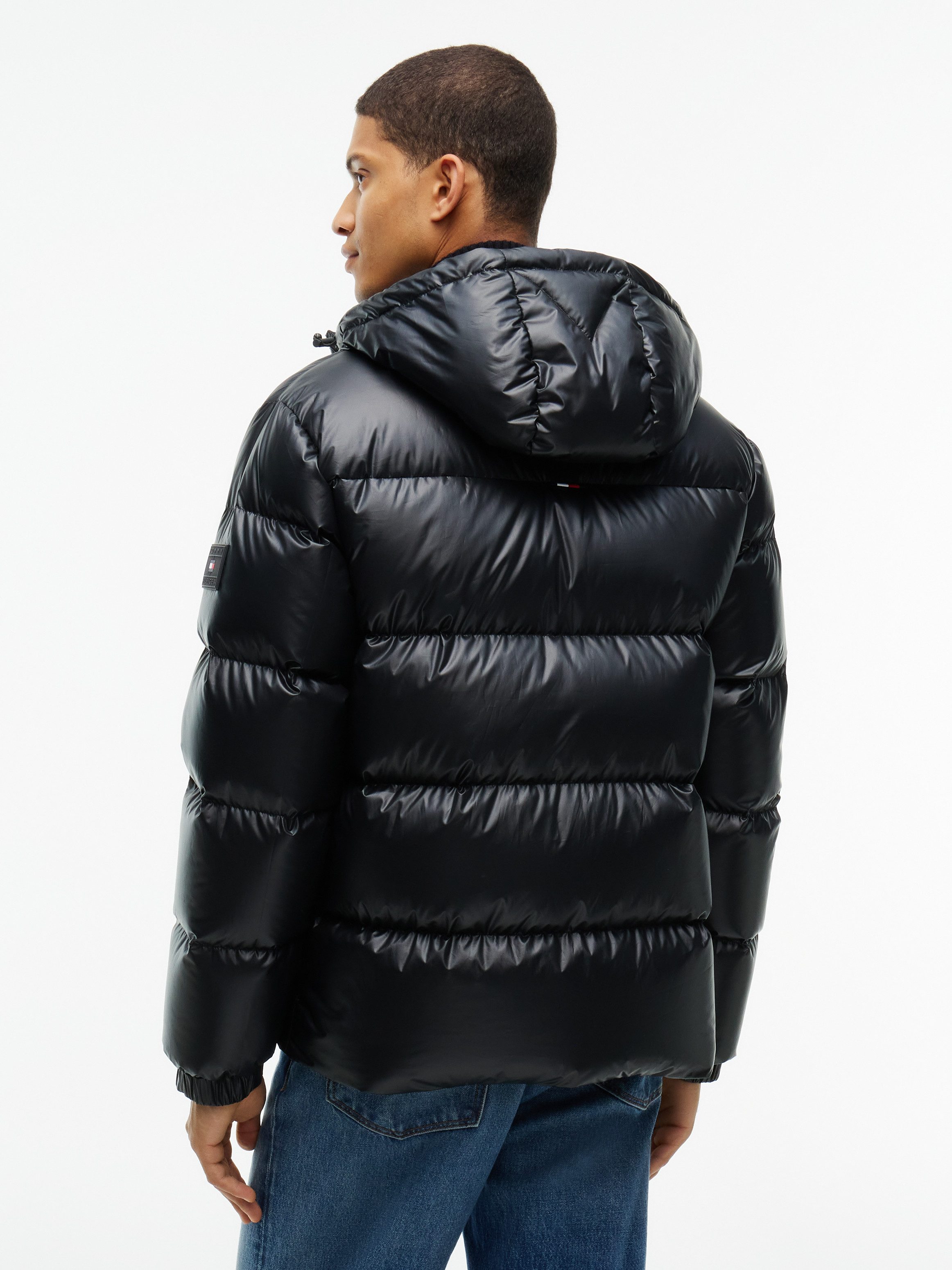 Tommy Hilfiger Daunenjacke SHINY DOWN HOODED PUFFER mit weicher Daunenfüllung – Bild 3 von 5