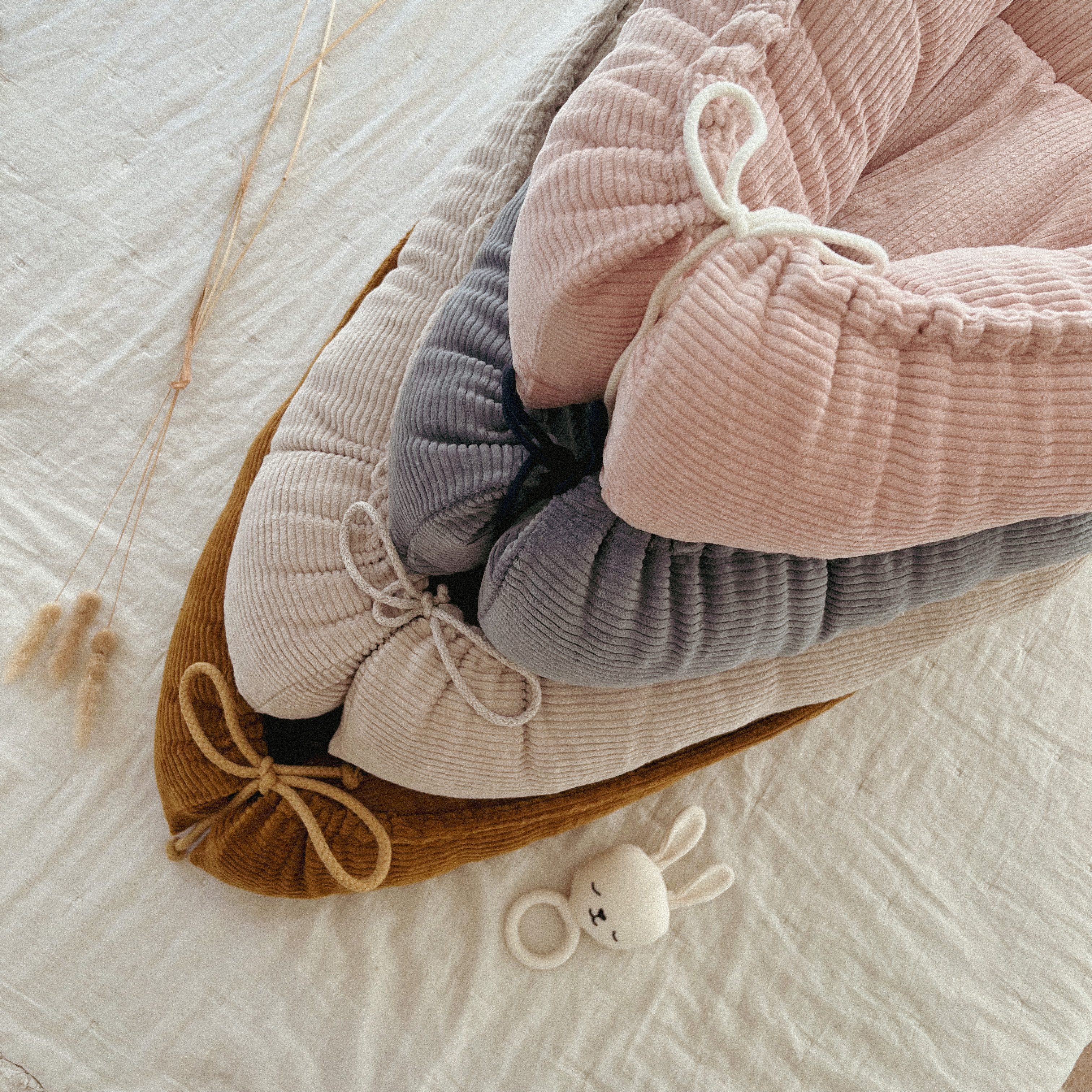 LittleANTunique Bettnestchen Cord rosa
