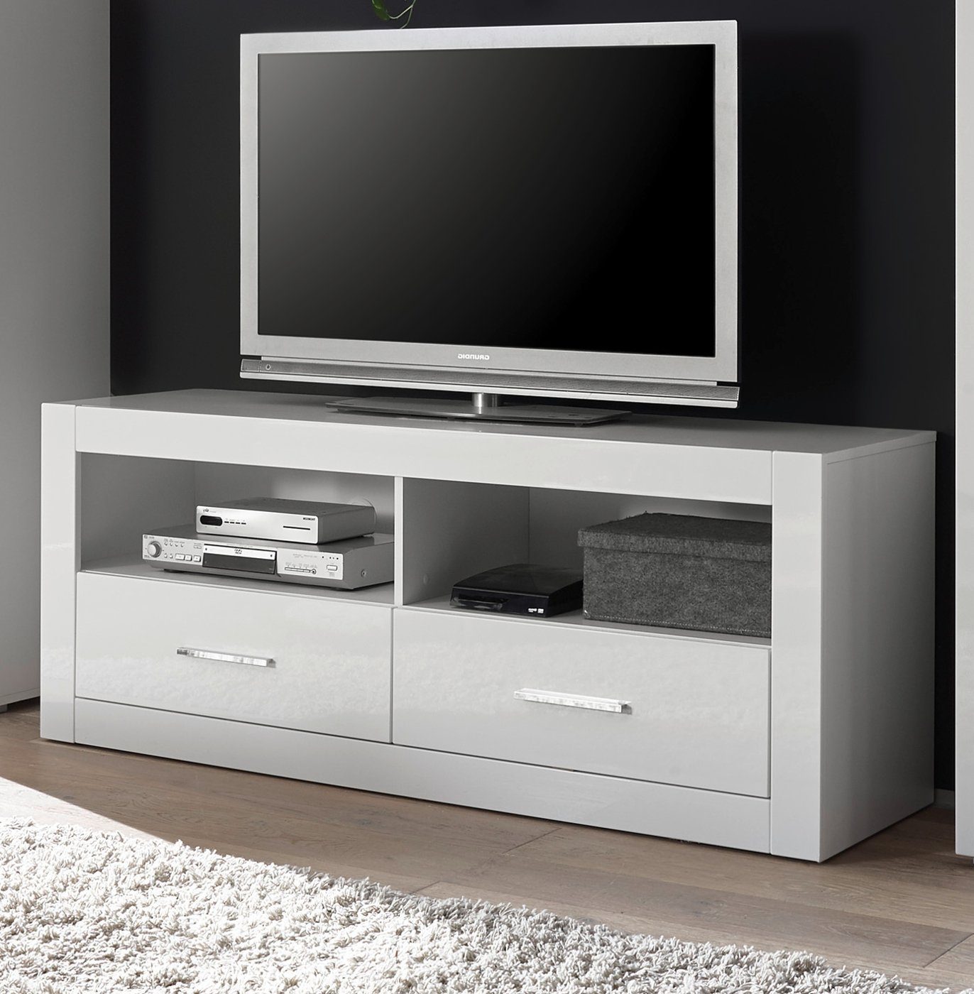 Furn.Design Lowboard Carrara (TV Unterschrank in weiß Hochglanz, Breite 150 cm, Komforthöhe 61 cm), auf Rollen