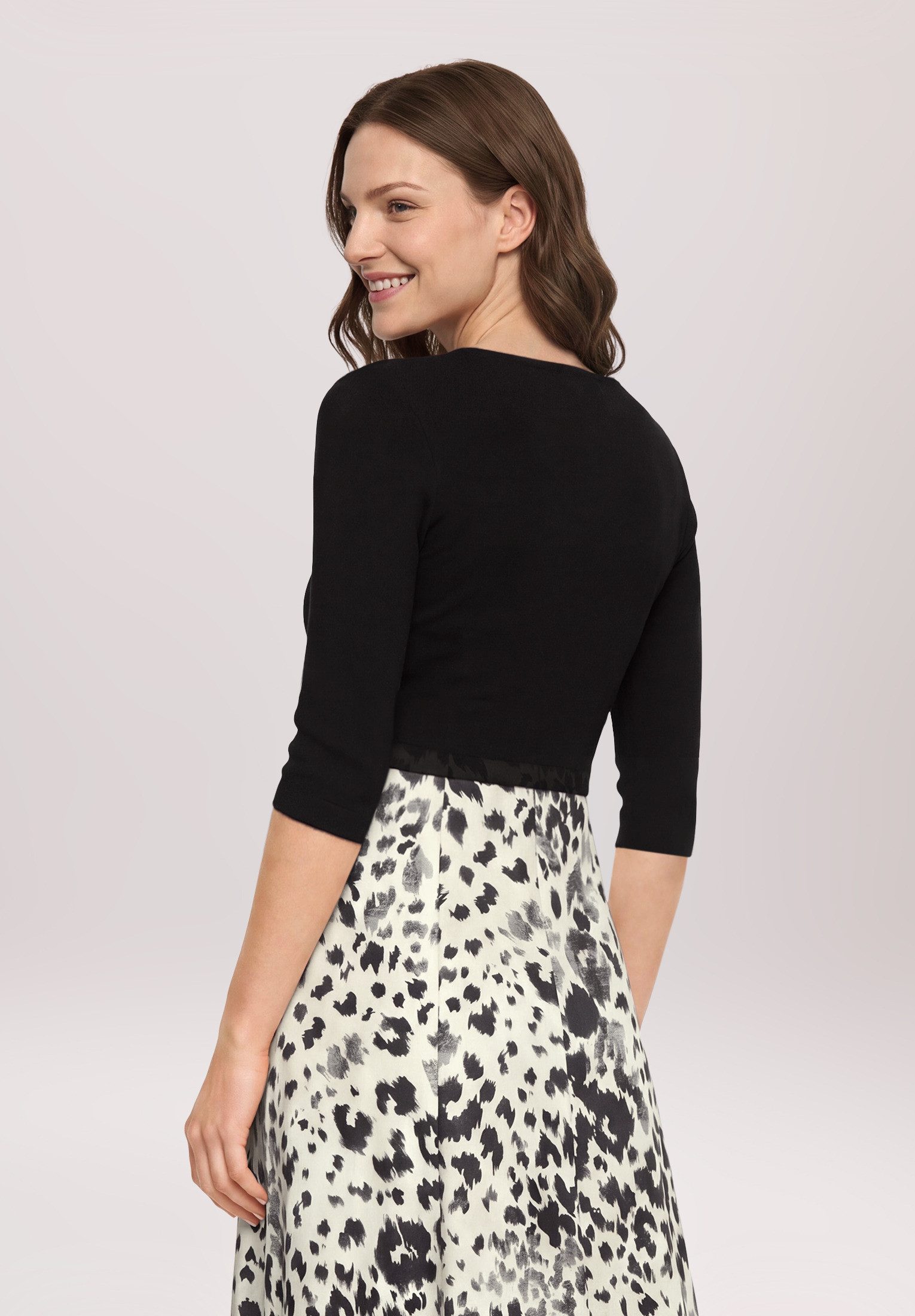 Vera Mont Bolerojacke Damen figurbetont – Bild 3 von 5