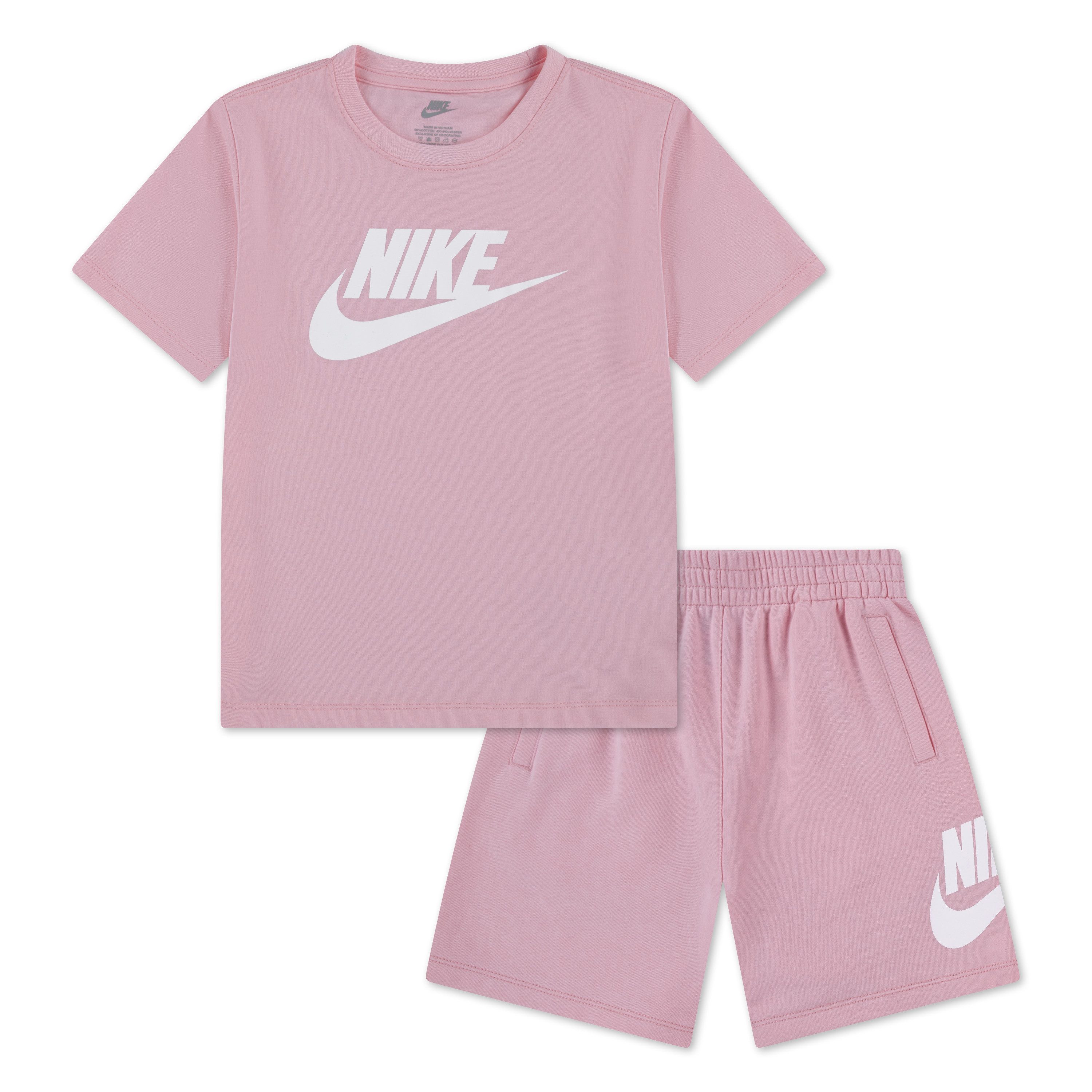 Nike Sportswear T-Shirt & Shorts CLUB TEE & SHORT SET (2-tlg) für Kinder, 2-teiliges Set, für Sport und Bewegung