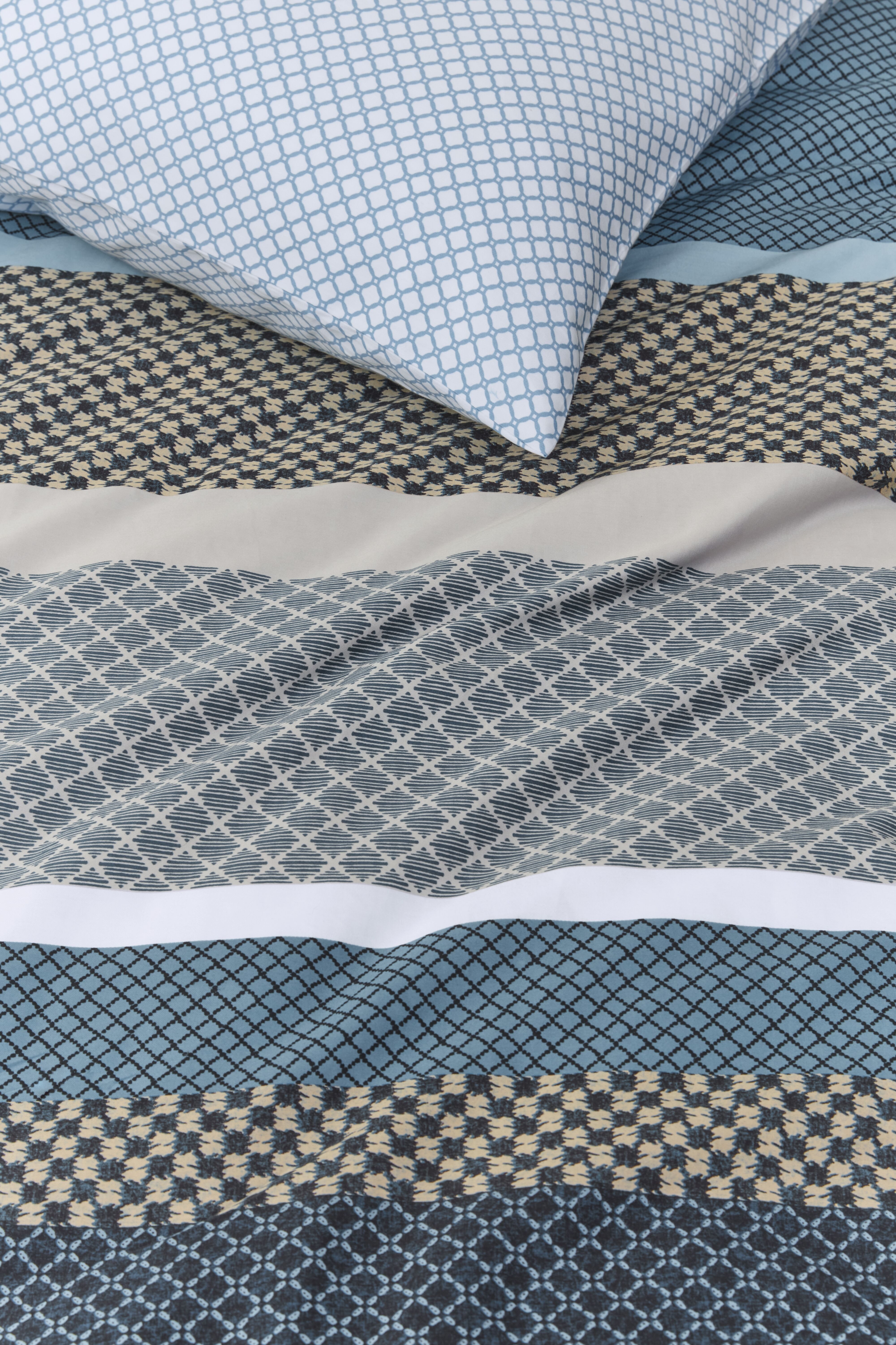 Beddinghouse Bettwäsche Hylke 135x200 + 1x80x80 cm Streifendesign mit Reißverschluss weich, Baumwolle, 2 teilig, Baumwolle, atmungsaktiv & hautfreundlich, 112 g/m², Streifendesign