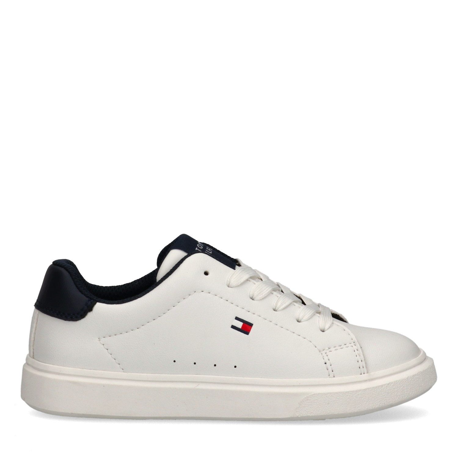Tommy Hilfiger Sneaker Freizeitschuh, Halbschuh, Schnürer mit dezenten Ziernähten