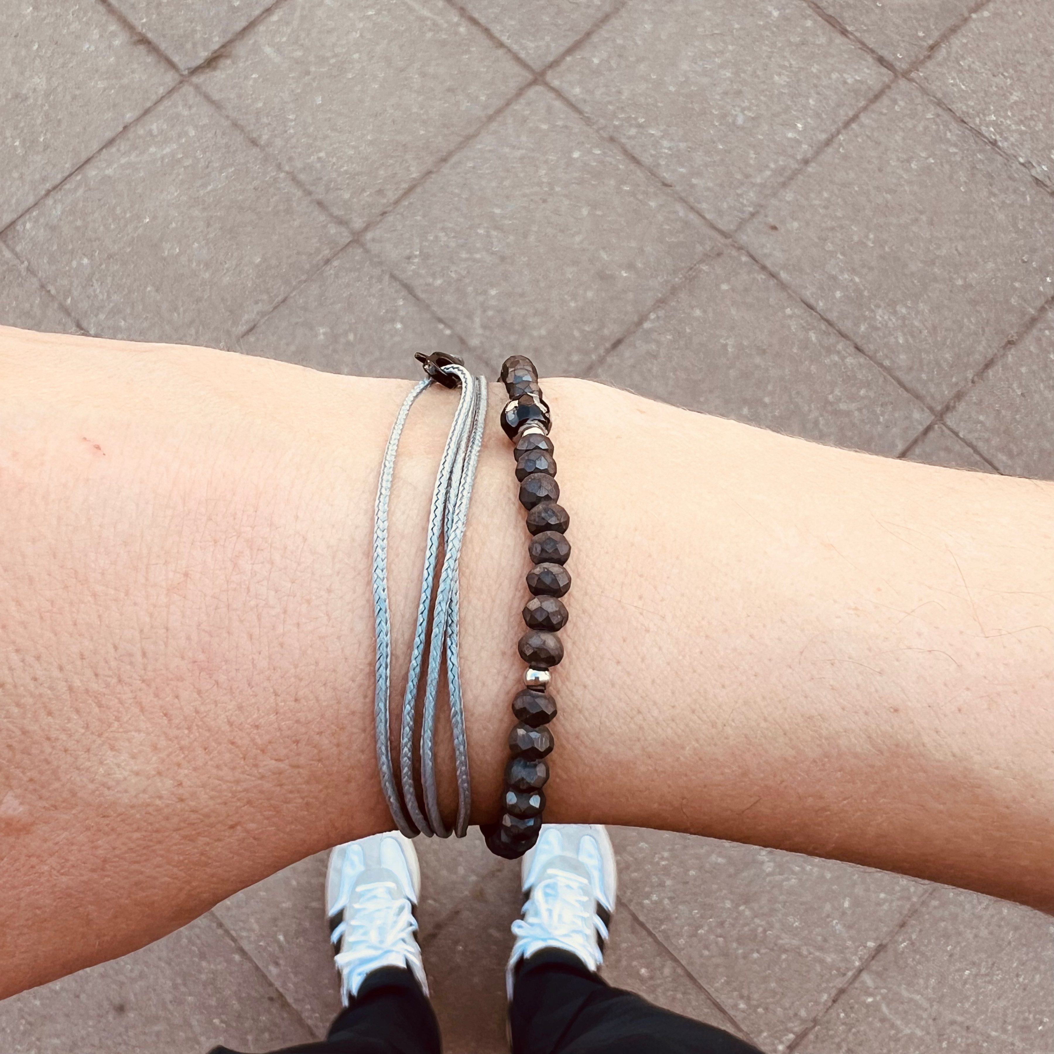 Made by Nami Armband Set Armband Herren Damen bunt mit verschiedenen Armbändern, aus Stoff und Edelstahl - Schlichtes Design - Wasserfest