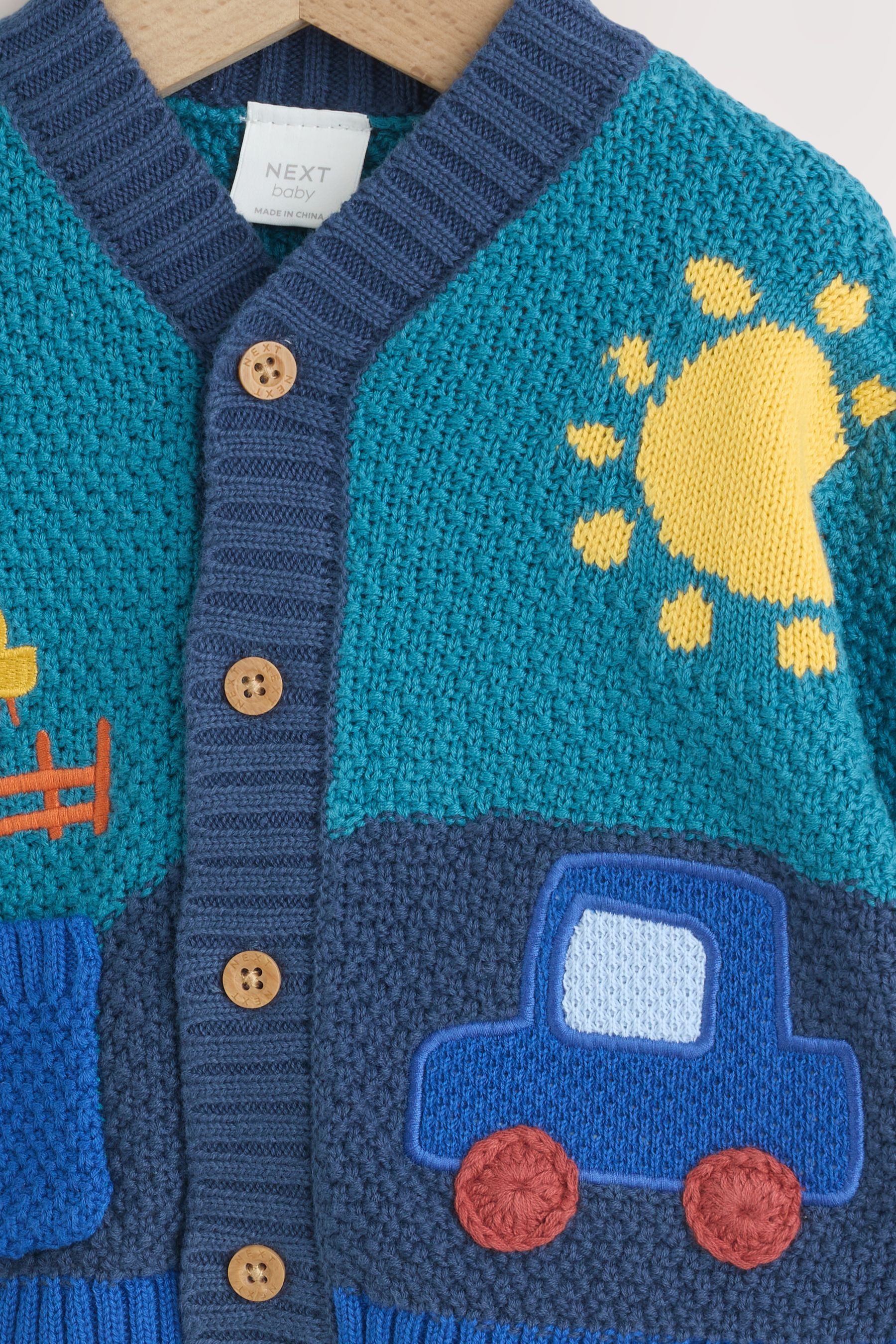 Next Strickjacke Baby-Strickjacke mit Stickerei (1-tlg)