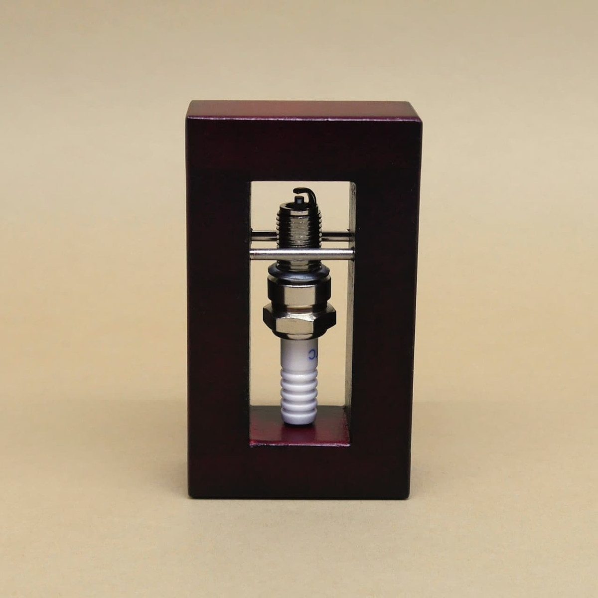 ROMBOL Denkspiele Spiel BOUGIE - verzwicktes Holzpuzzle, Denkspiel, Holzspiel