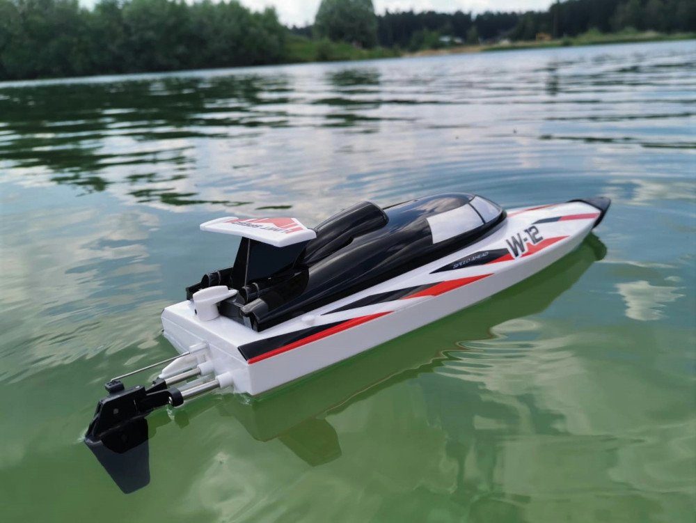 BruKa RC-Boot RC 2,4 Ghz. Speedboot TIGER SHARK W-12 ferngesteuertes Schiff Boot