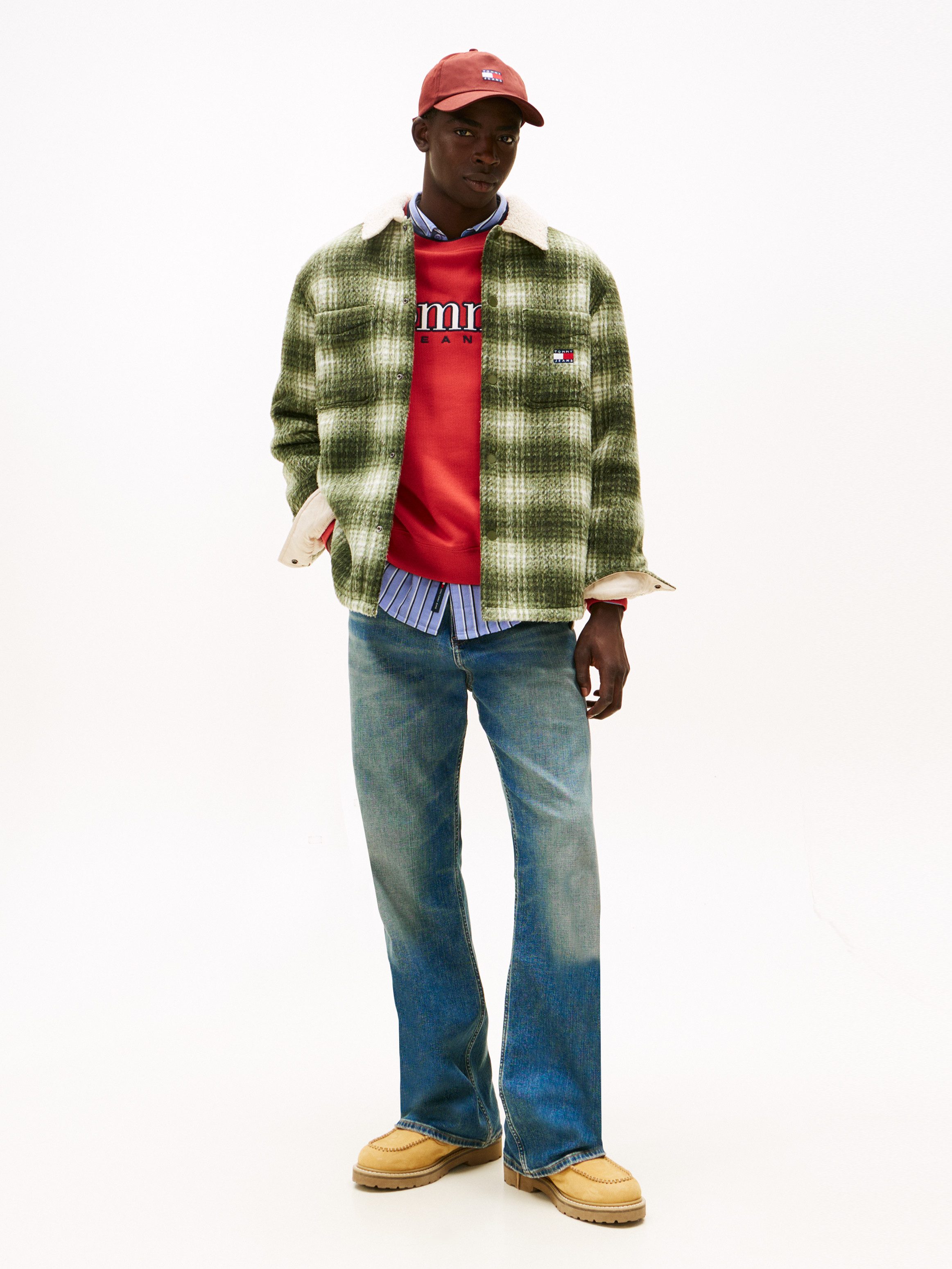 Tommy Jeans Bootcut-Jeans ROBBIE mit Fade-Effekten, relaxed fit