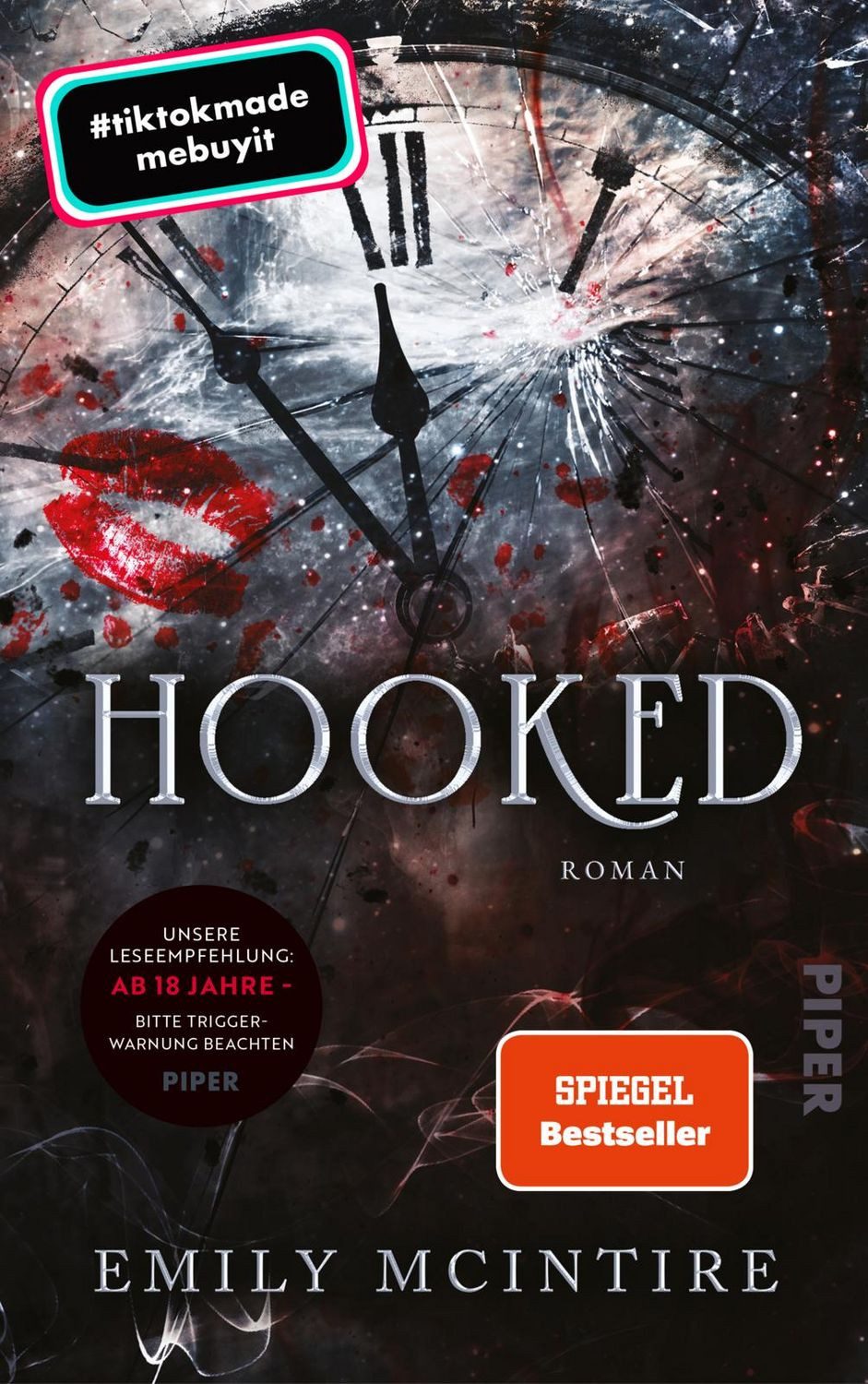 Hooked / Emily McIntire