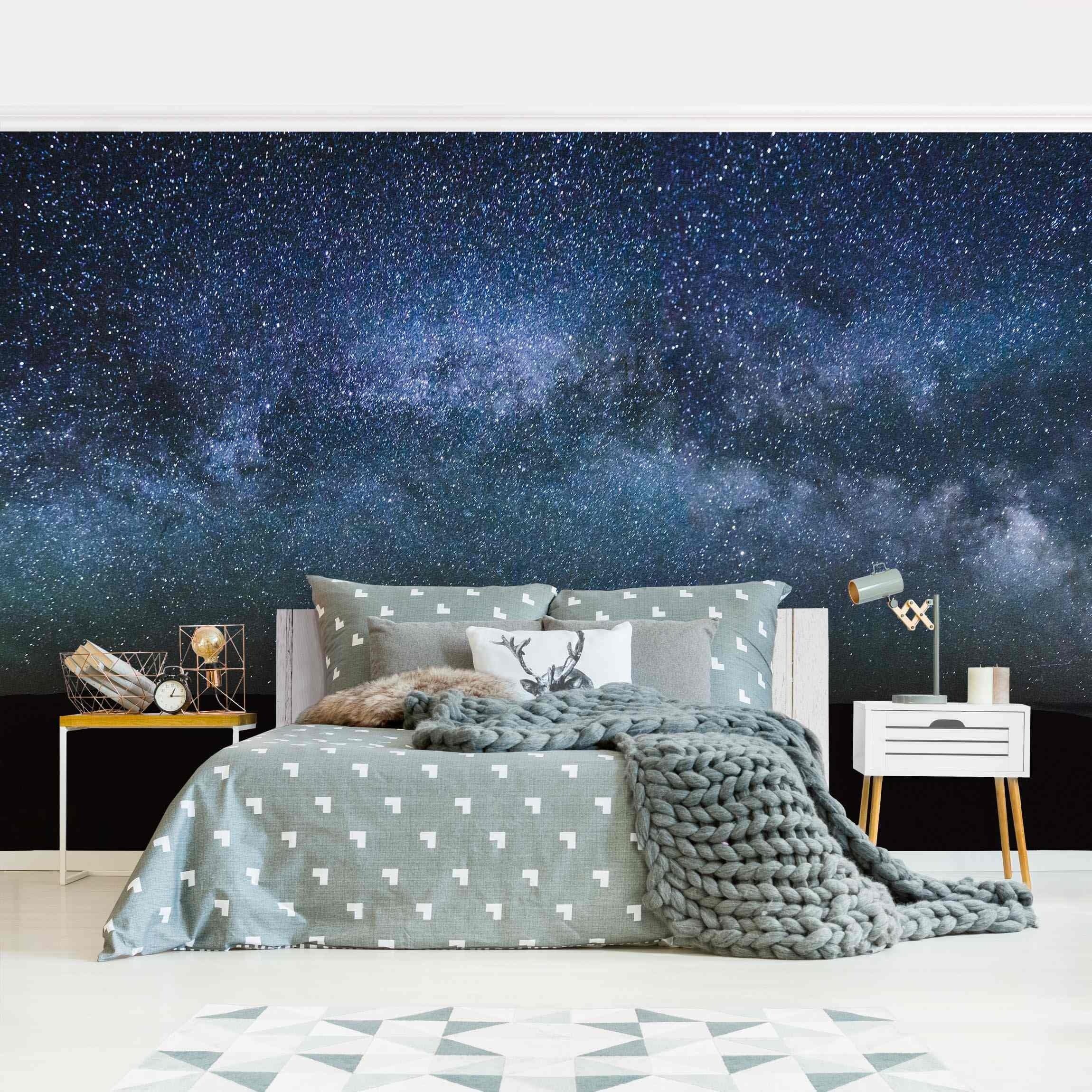 Bilderdepot24 Fototapete Natur Leuchtende Sternenhimmels Weltall Weltraum Nachthimmel, Glatt, Matt, (Vliestapete inkl. Kleister oder selbstklebend), Wohnzimmer Schlafzimmer Küche Flur Motivtapete Vliestapete Wandtapete
