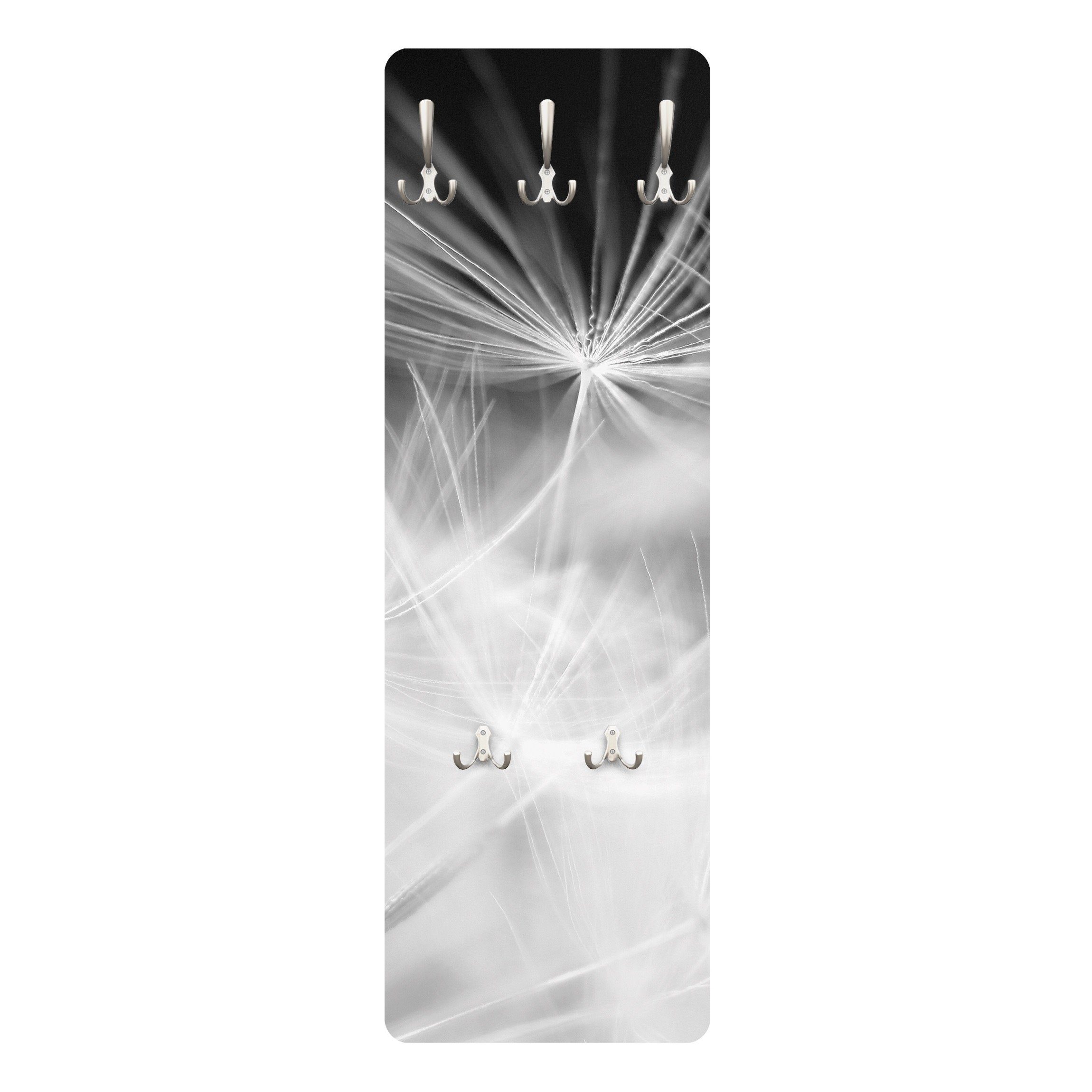 Bilderdepot24 Garderobenpaneel schwarz-weiß Blumen Floral Natur Design Pusteblume Design (ausgefallenes Flur Wandpaneel mit Garderobenhaken Kleiderhaken hängend), moderne Wandgarderobe - Flurgarderobe im schmalen Hakenpaneel Design