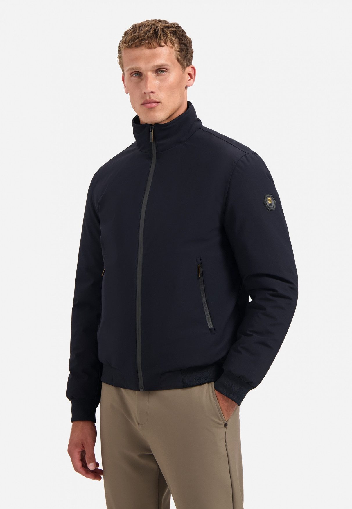 NO EXCESS Steppjacke No Excess Stretchjacke Jacket Short Fit Padded Stretch