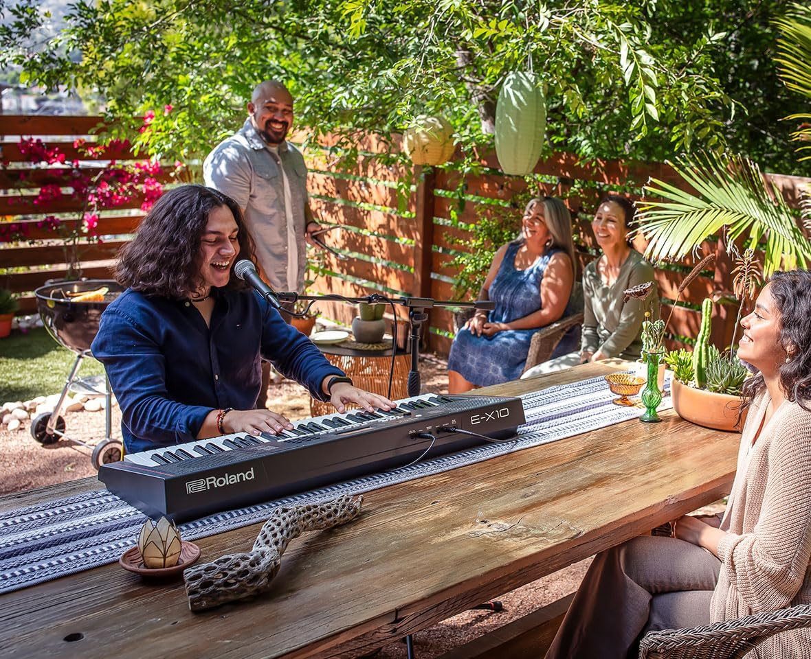 Roland Entertainer-Keyboard E-X10 Keyboard mit Touch Response