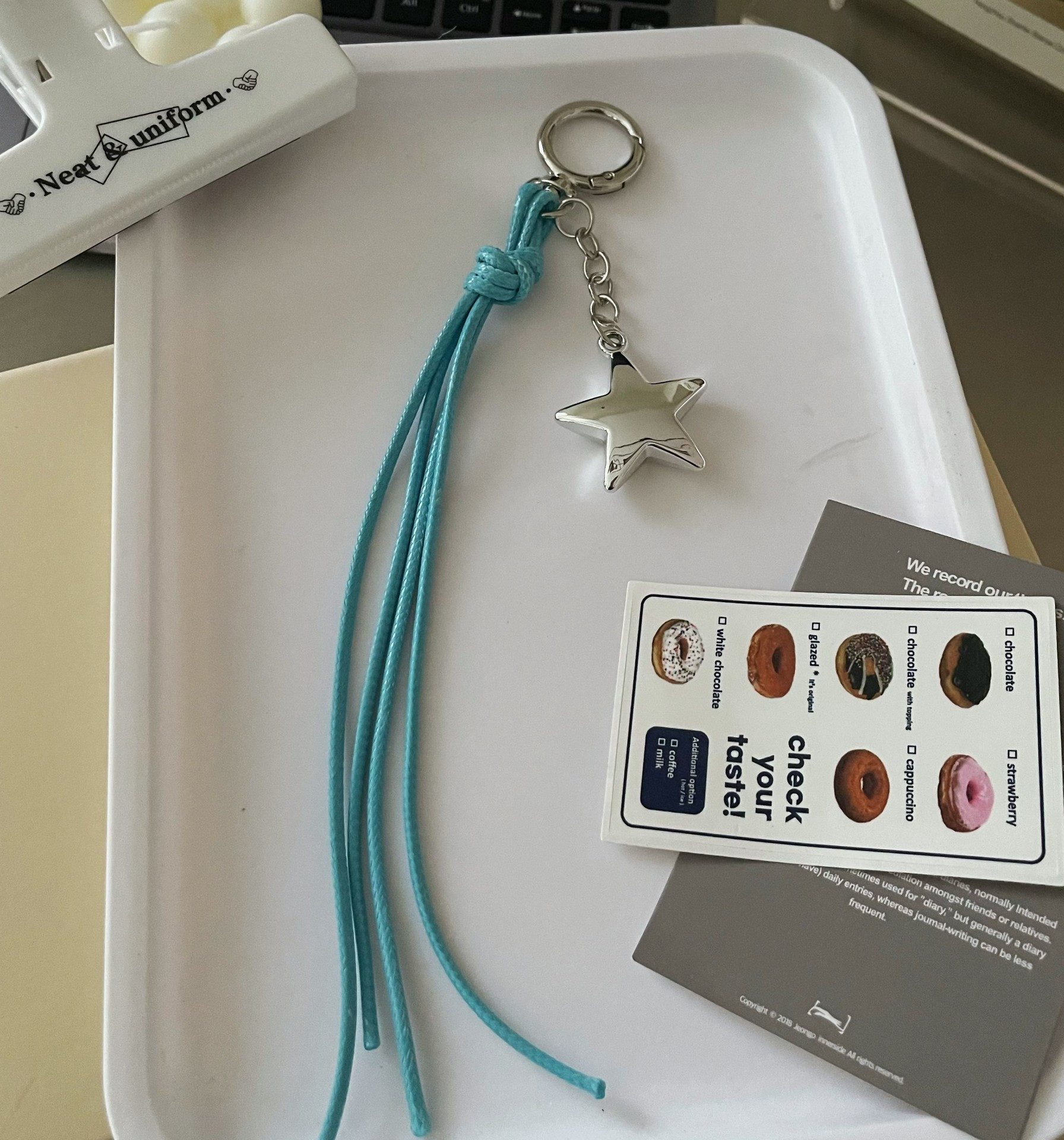 Produktbild von Eleganter Perlen Taschenanhänger Schlüsselanhänger Dekoration Handgefertigt Kopfhörer Aufbewahrung Zubehör Schlüssel Schmuck Mini Ledertaschen Mini