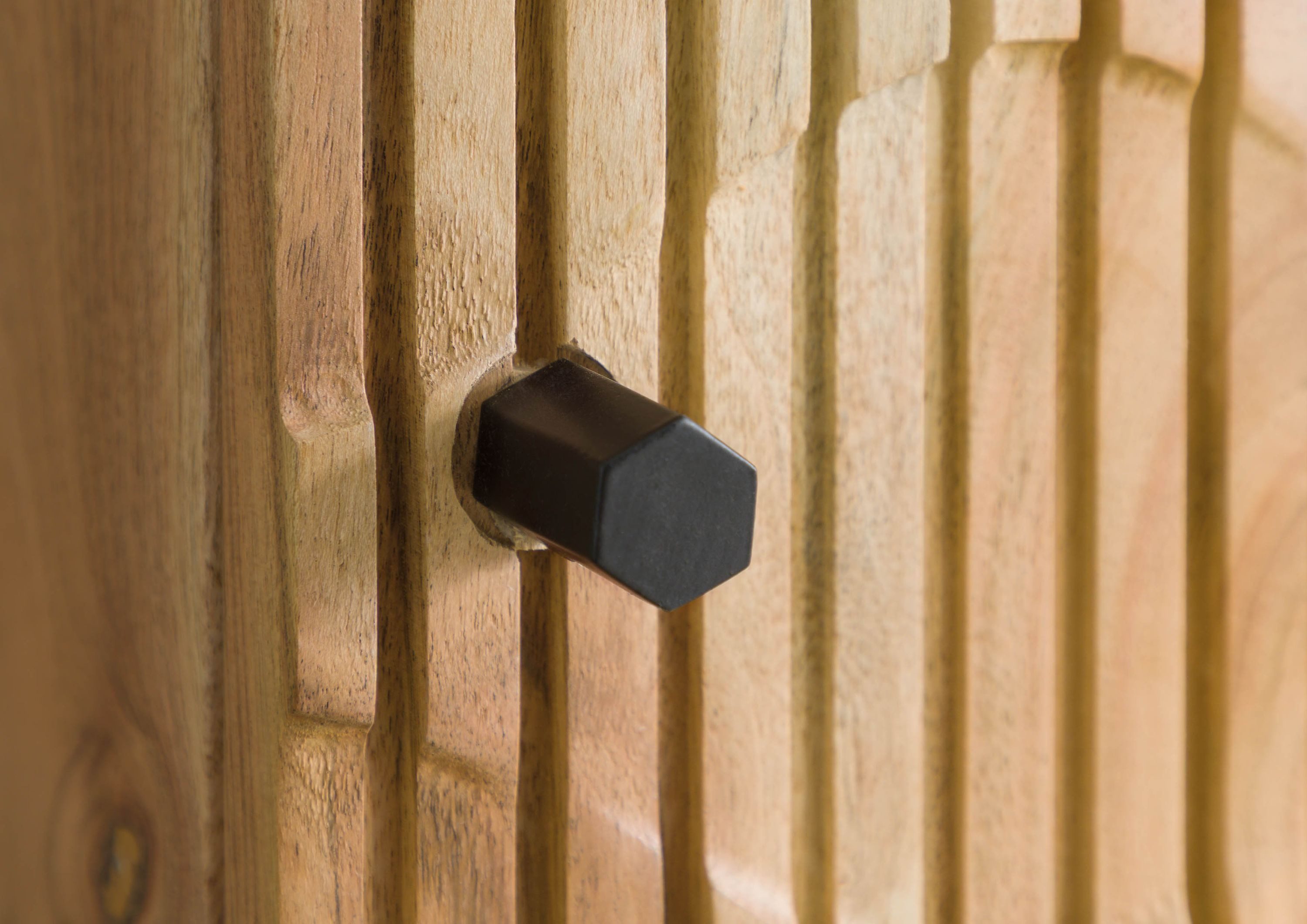 Massivmoebel24 Standvitrine (Akazie 60x40x180 natur lackiert LONDON #115) Akazie 60x40x180 natur lackiert LONDON #115