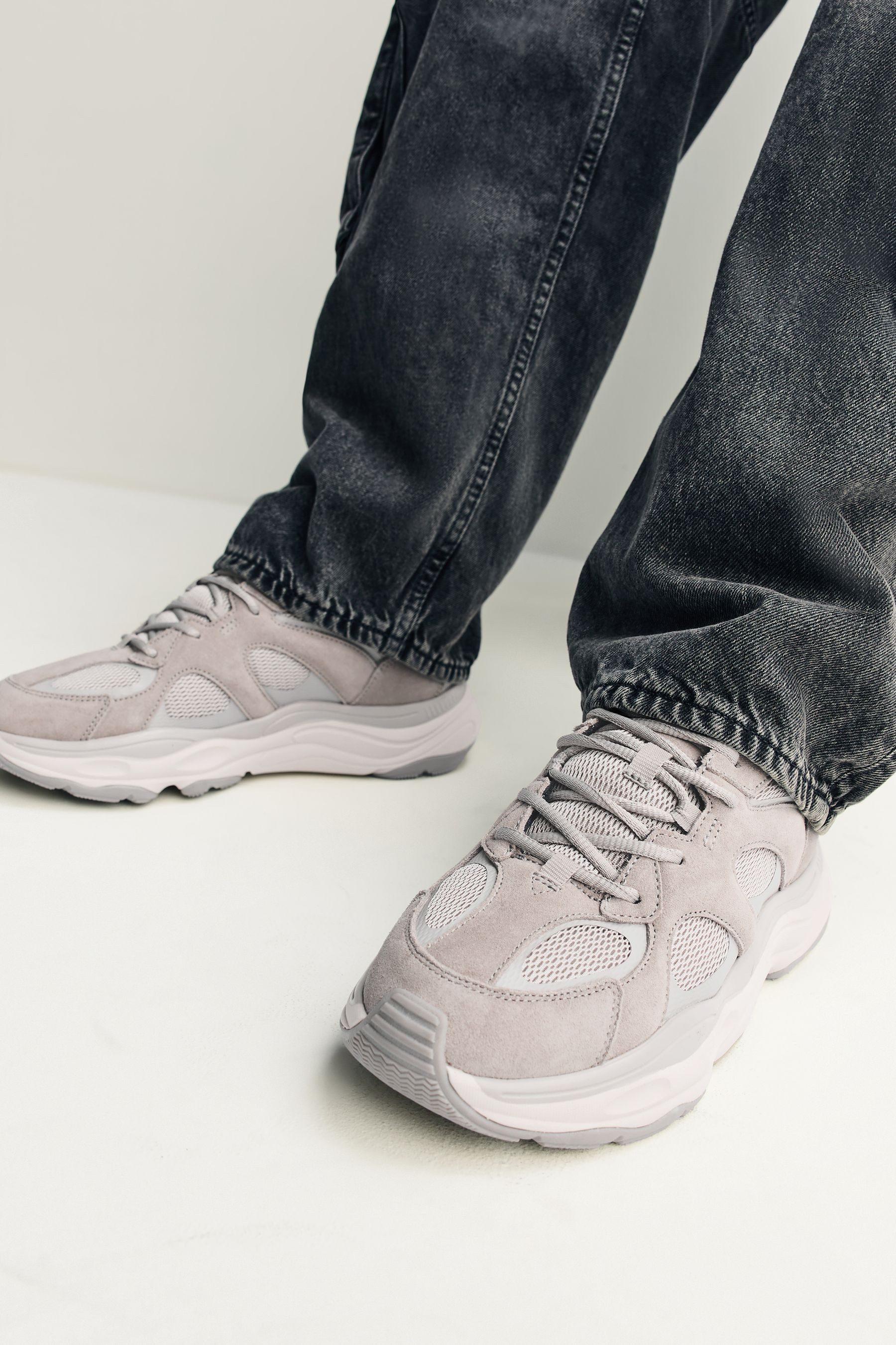 Next Laufschuhe mit Veloursbesatz Sneaker (1-tlg)