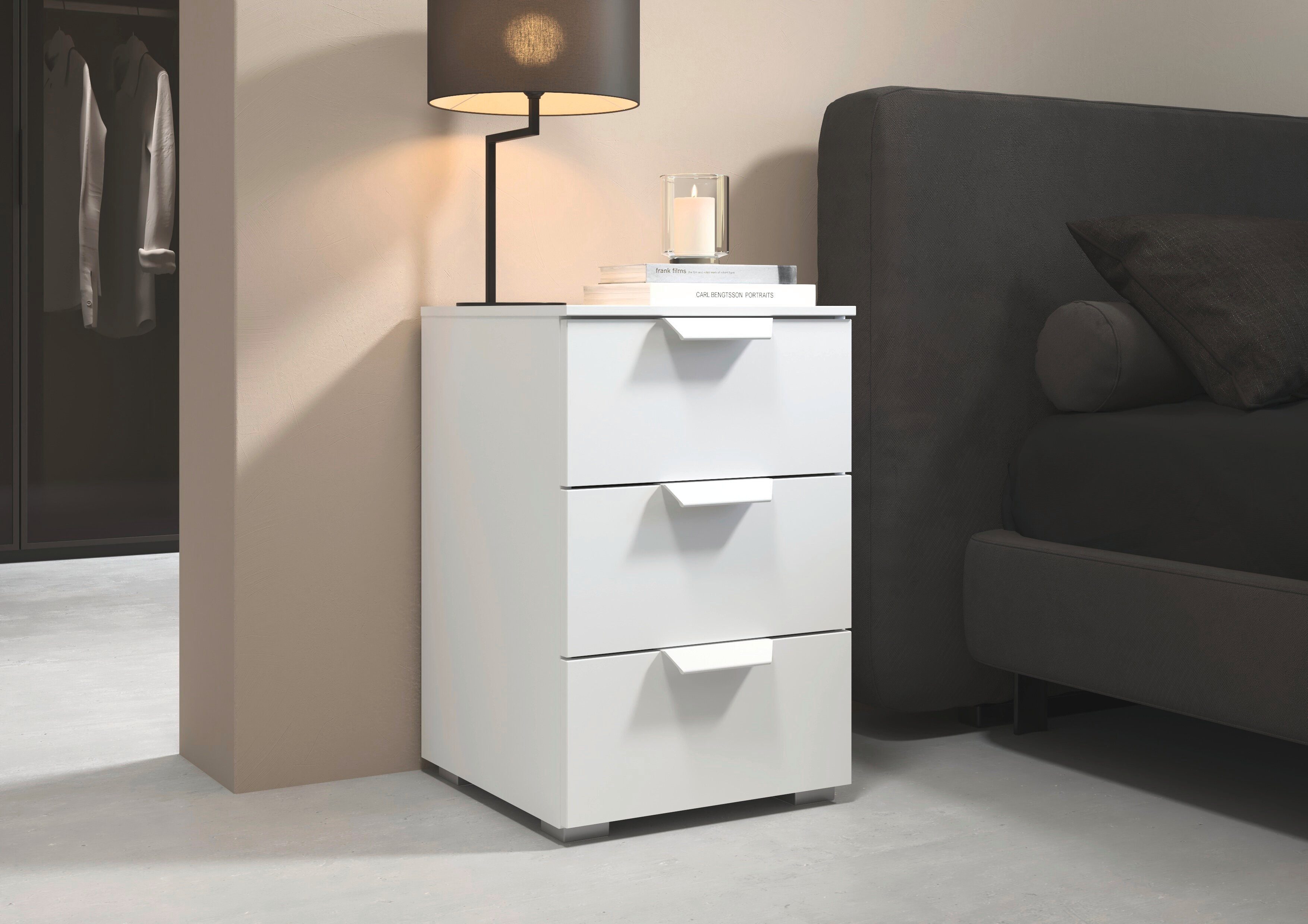 rauch Nachtkommode Nachttisch Nachtkonsole COSTA Set mit farblich passenden Metallgriffen (2 St., in 2 Griff-Farben, Breite je 40 cm), je drei geräumige Schubladen MADE IN GERMANY