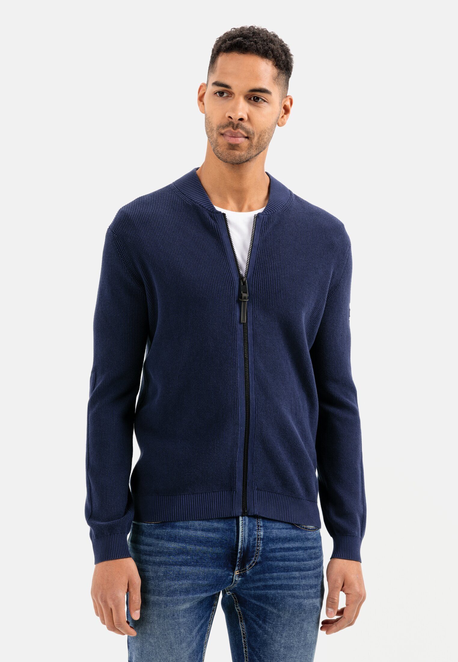 Strickjacke aus Biobaumwolle