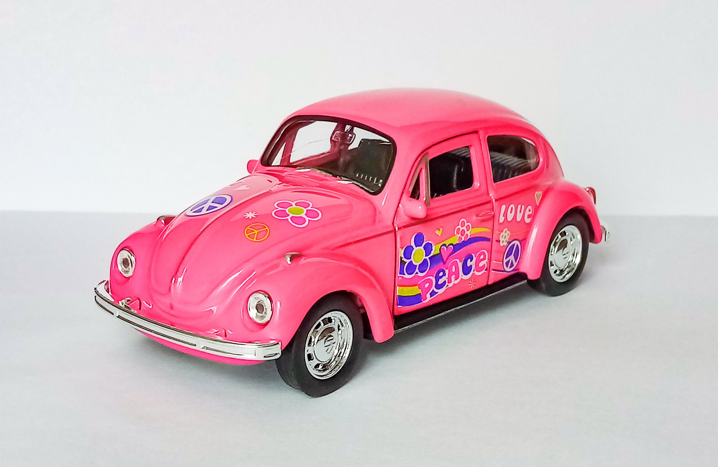 Welly Modellauto VOLKSWAGEN BEETLE Käfer Flower Power Hippy VW Modellauto  Modell Spielzeugauto Kinder Geschenk 73 (Pink/Love)