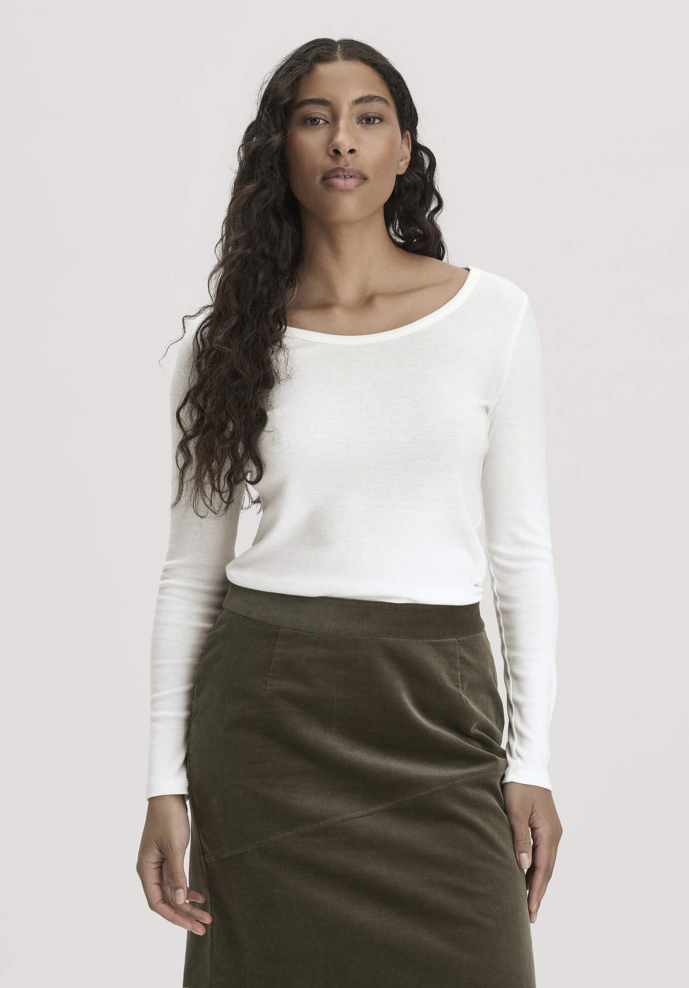 Hessnatur T-Shirt Fitted aus Bio-Baumwolle und TENCEL™ Modal (1-tlg)