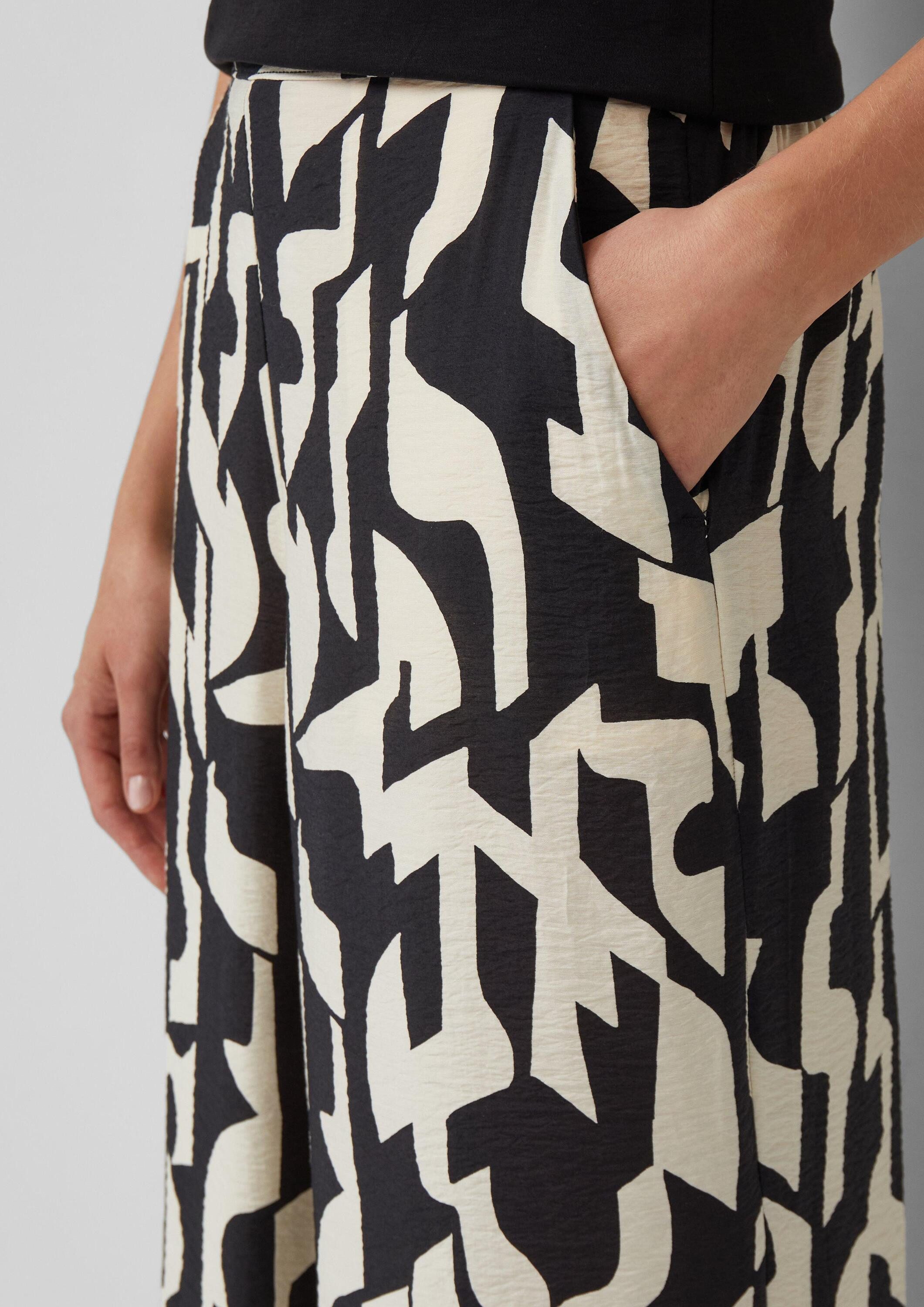 s.Oliver Chinos Hose Wide-Leg-Hose im Loose Fit mit Elastikbund