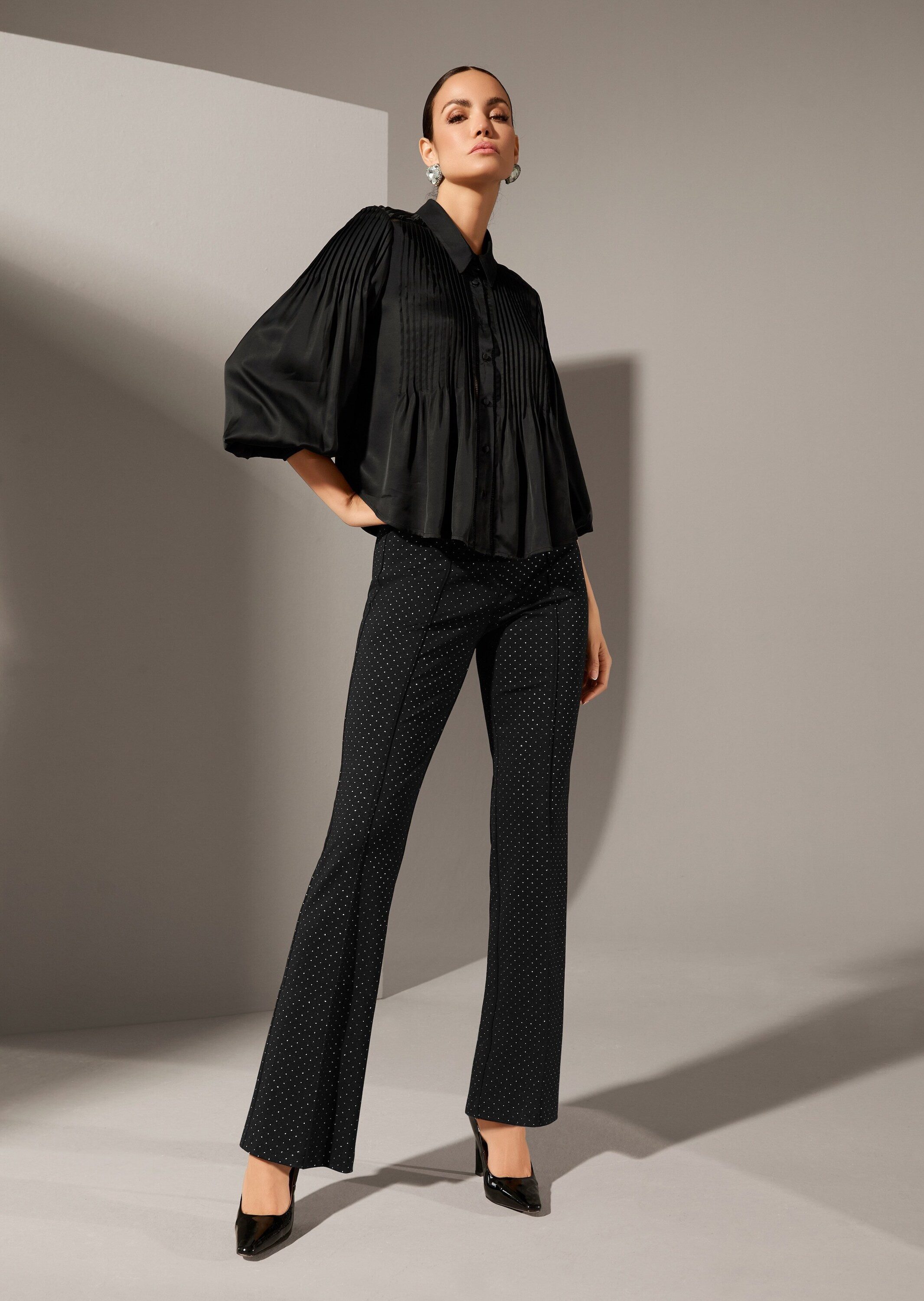 Leggings Kurzgröße: Glitzer Jerseyhose mit weitem Bein