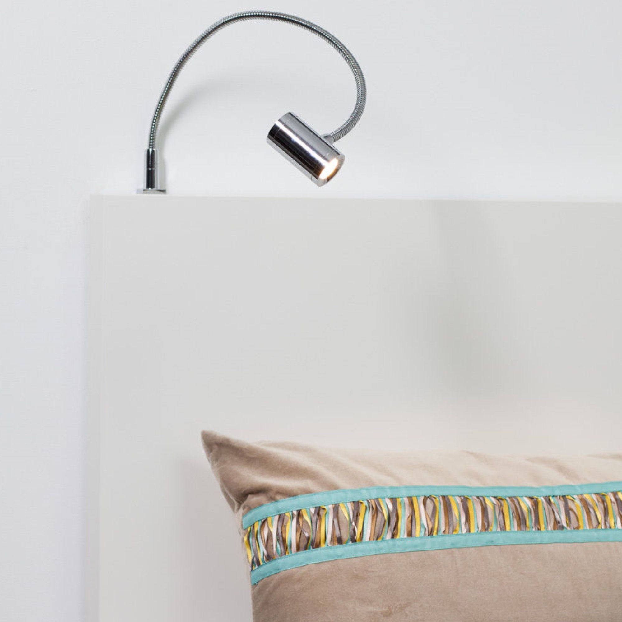 kalb Bettleuchte 3W LED Leseleuchte Nachttischlampe Bettlampe Leselampe verchromt, warmweiß