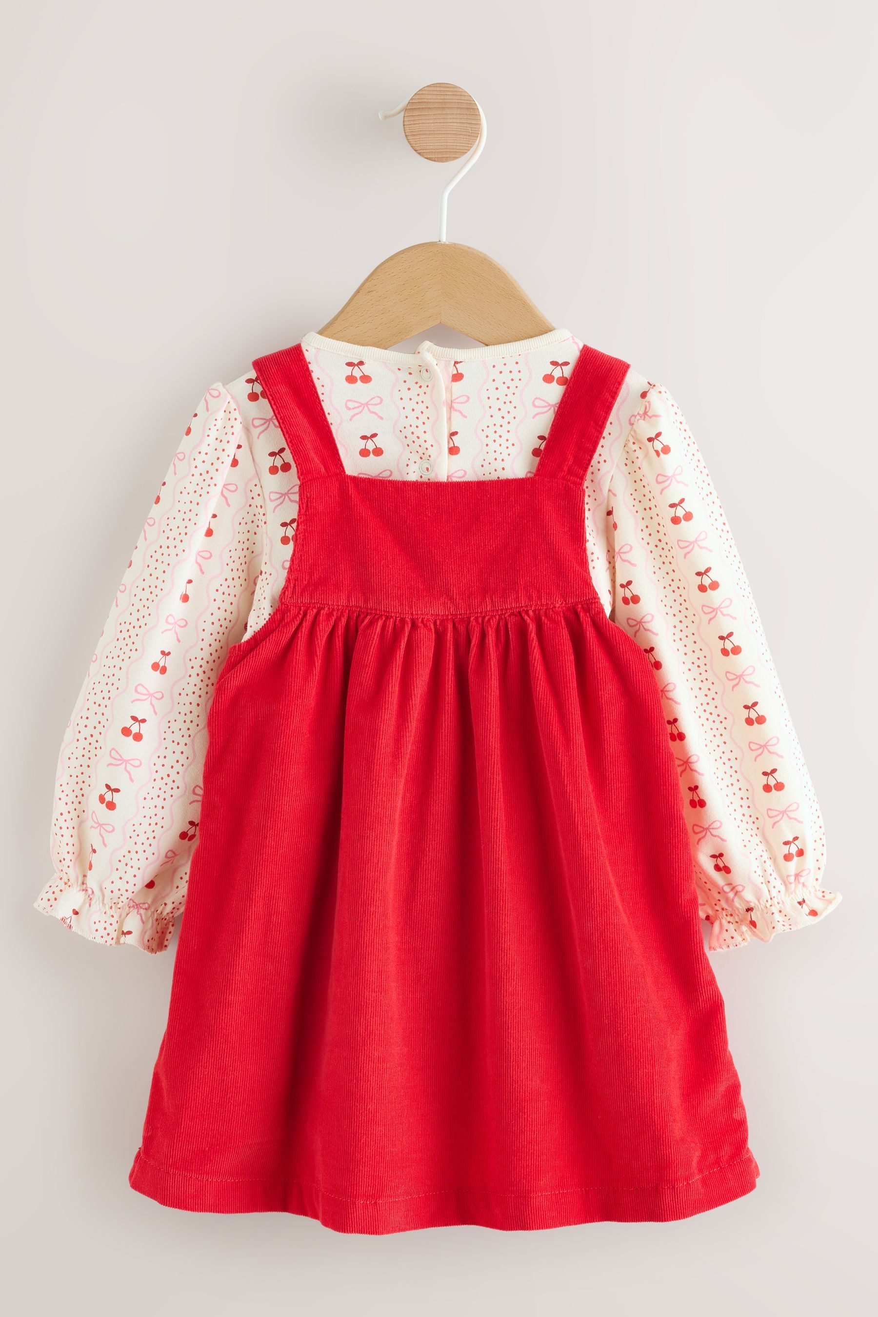 Next Latzkleid Baby-Set: Latzkleid, Langarm-Bodysuit, Strumpfhose (3-tlg)