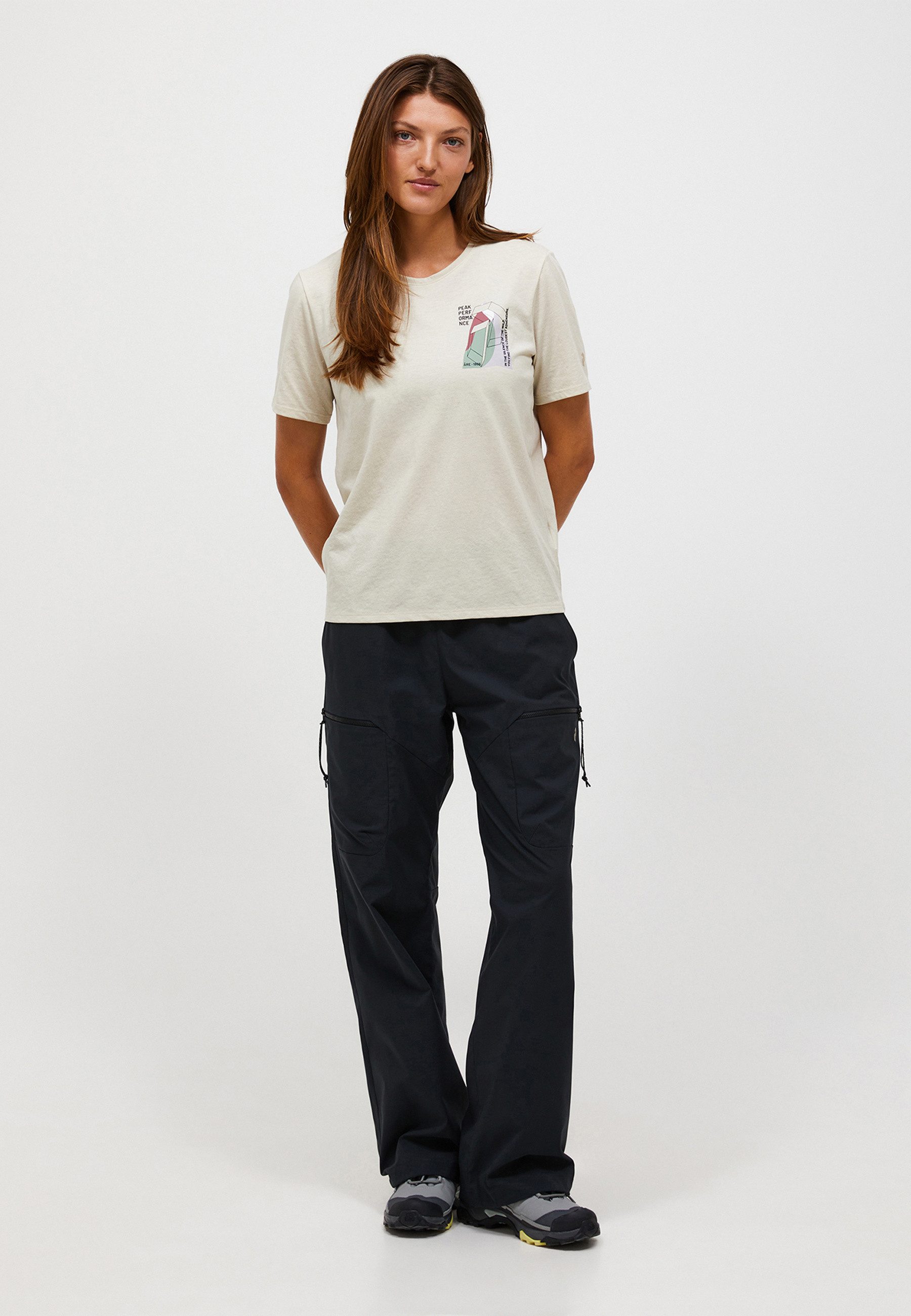 Peak Performance T-Shirt W Explore Graphic Tee