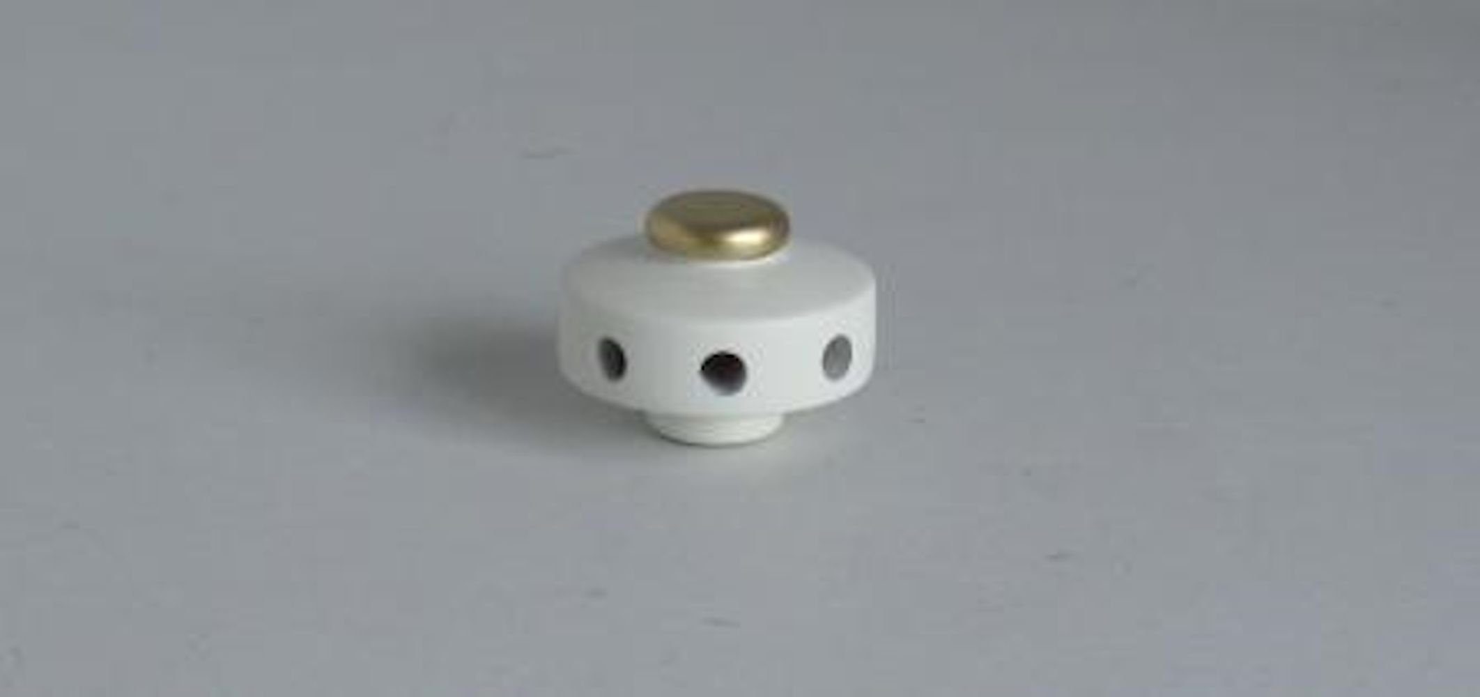 KWO Kunstgewerbe Werkstätten Weihnachtspyramide Erzsatzteil Pyramidennabe für Nr. 70084/70092 BxTxH= 3,5x3,5x2,5cm