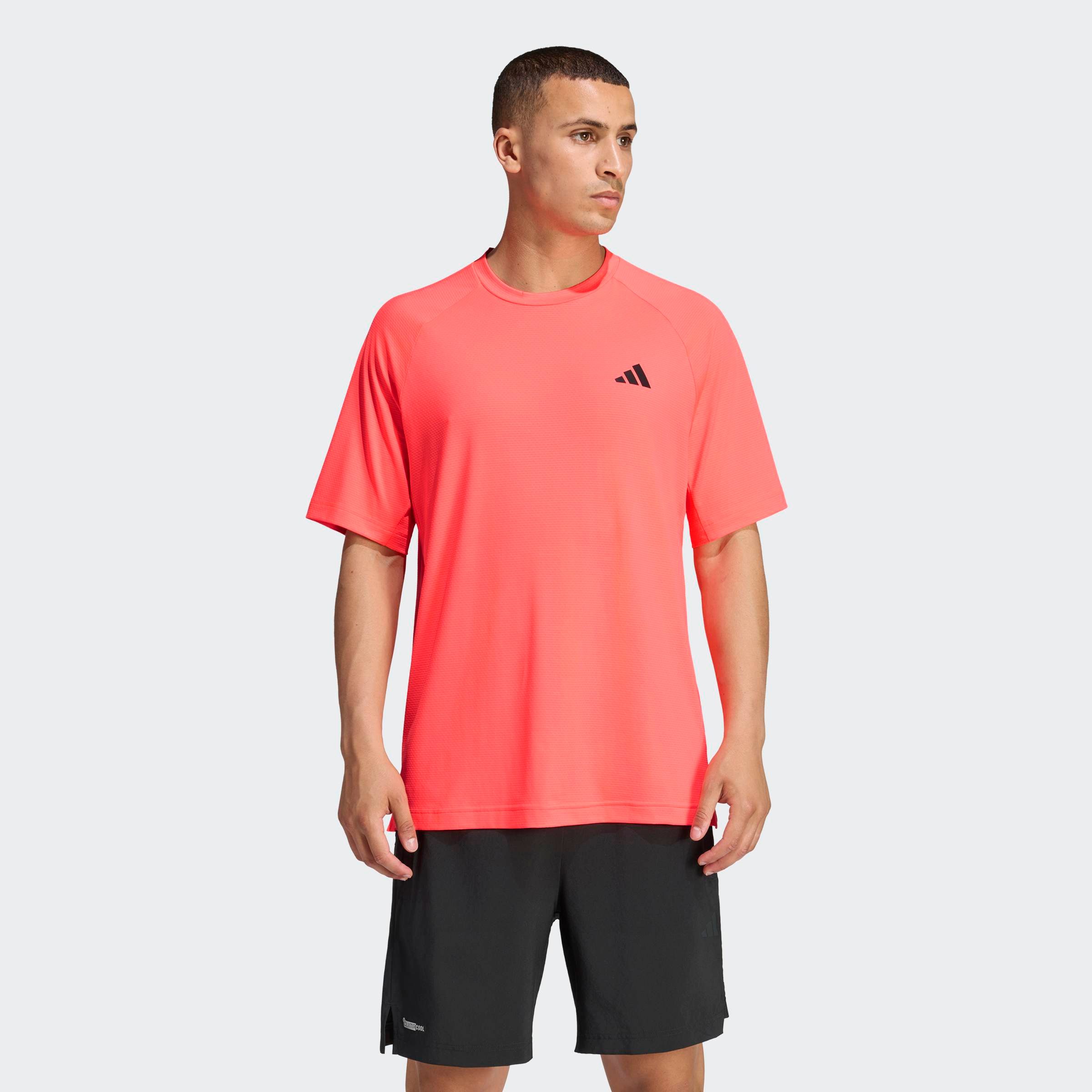 adidas Performance T-Shirt TECH ESSENTIALS WORKOUT sportlicher Stil, mit Rundhalsausschnitt, Kurzarm, normale Länge