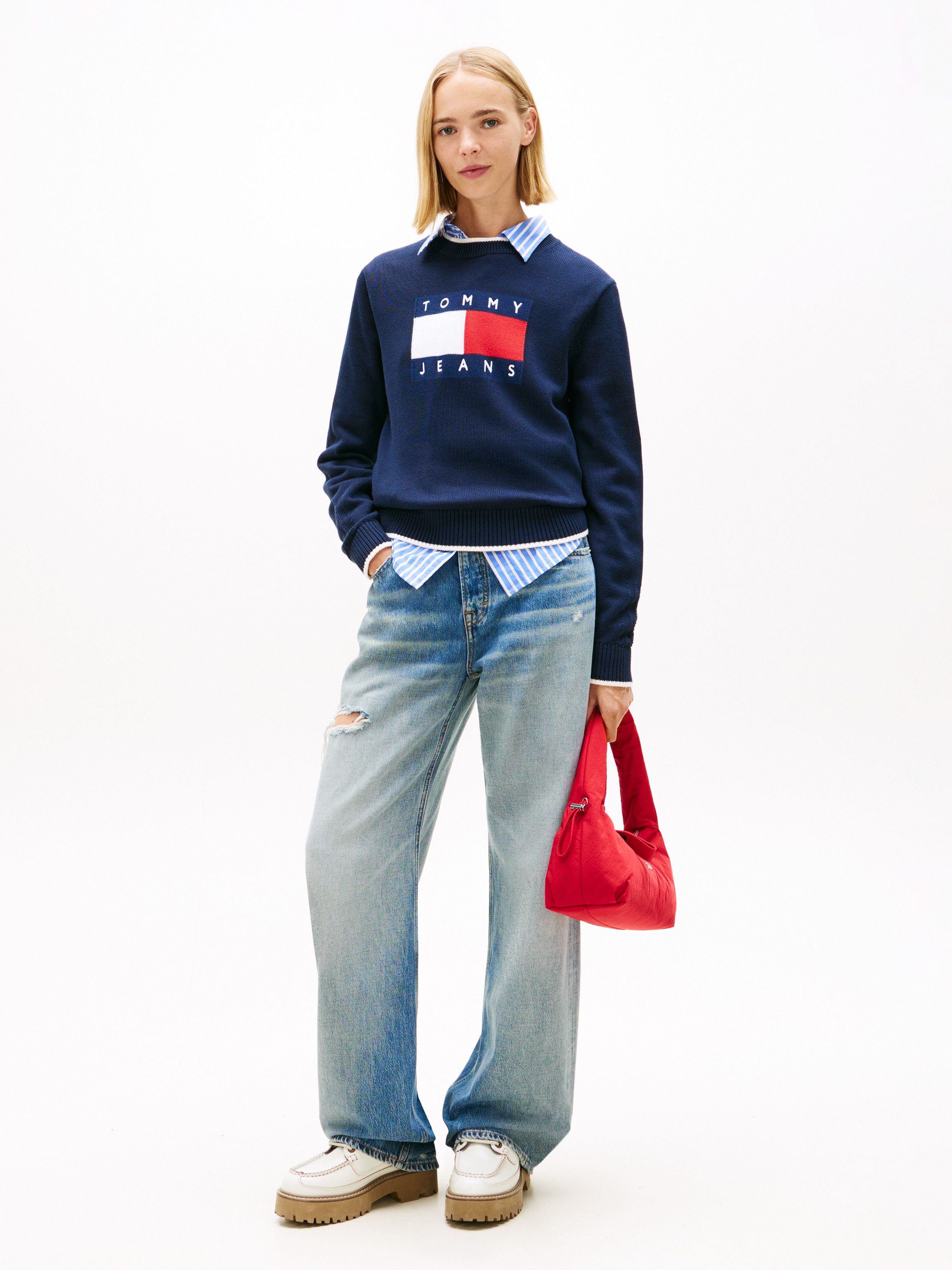 Tommy Jeans Strickpullover TJW TIPPING FLAG SWEATER EXT mit Logo-Intarsie, Relaxed Fit