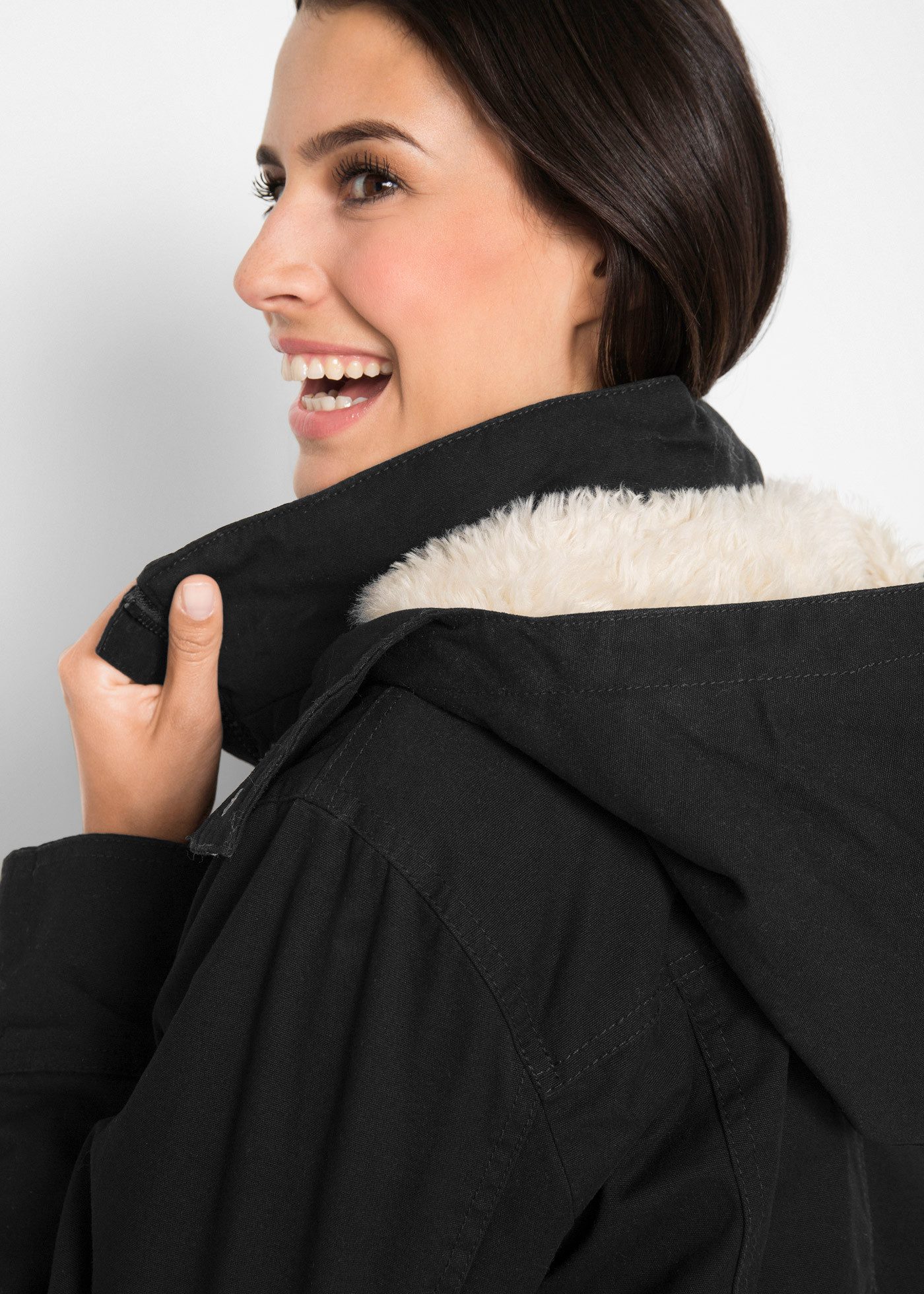 bonprix Parka mit Kapuze und Fellimitat, aus Baumwolle, mit taillierter Passform