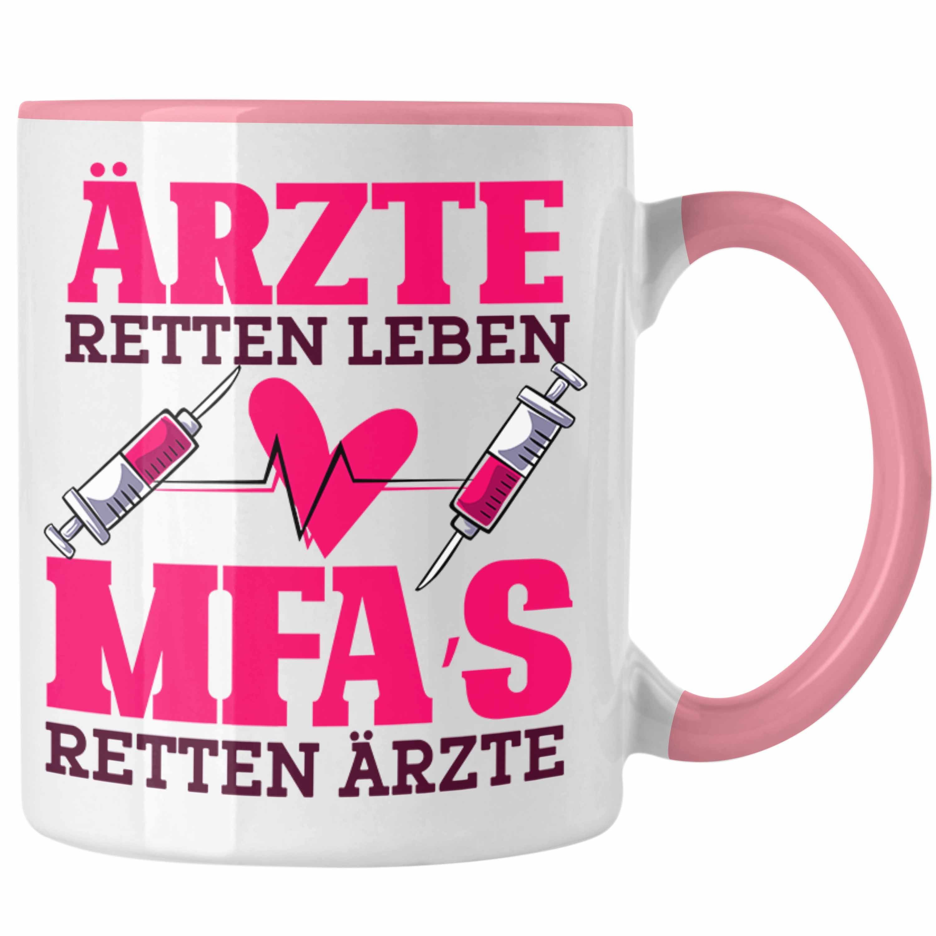 Trendation Tasse Lustige MFA Tasse Geschenk für Medizinische Fachangestellte Geschenkid Rosa