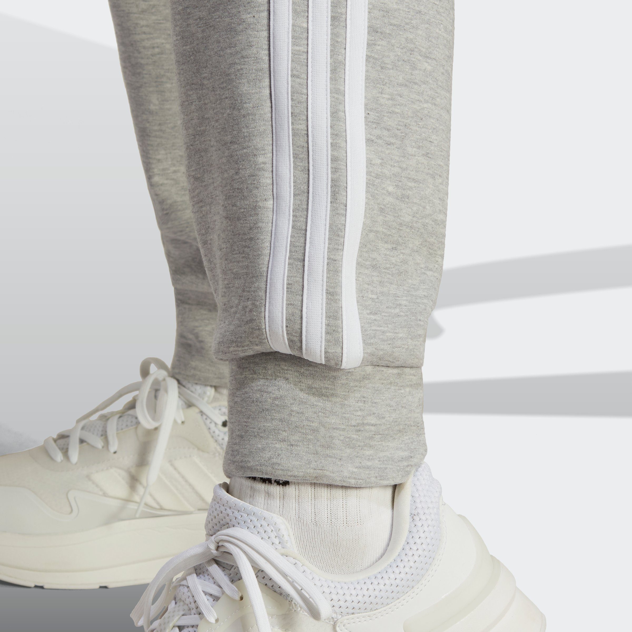 Sportswear REGULAR Grey (1-tlg) Sporthose Heather adidas FUTURE 3STREIFEN ICONS HOSE Medium