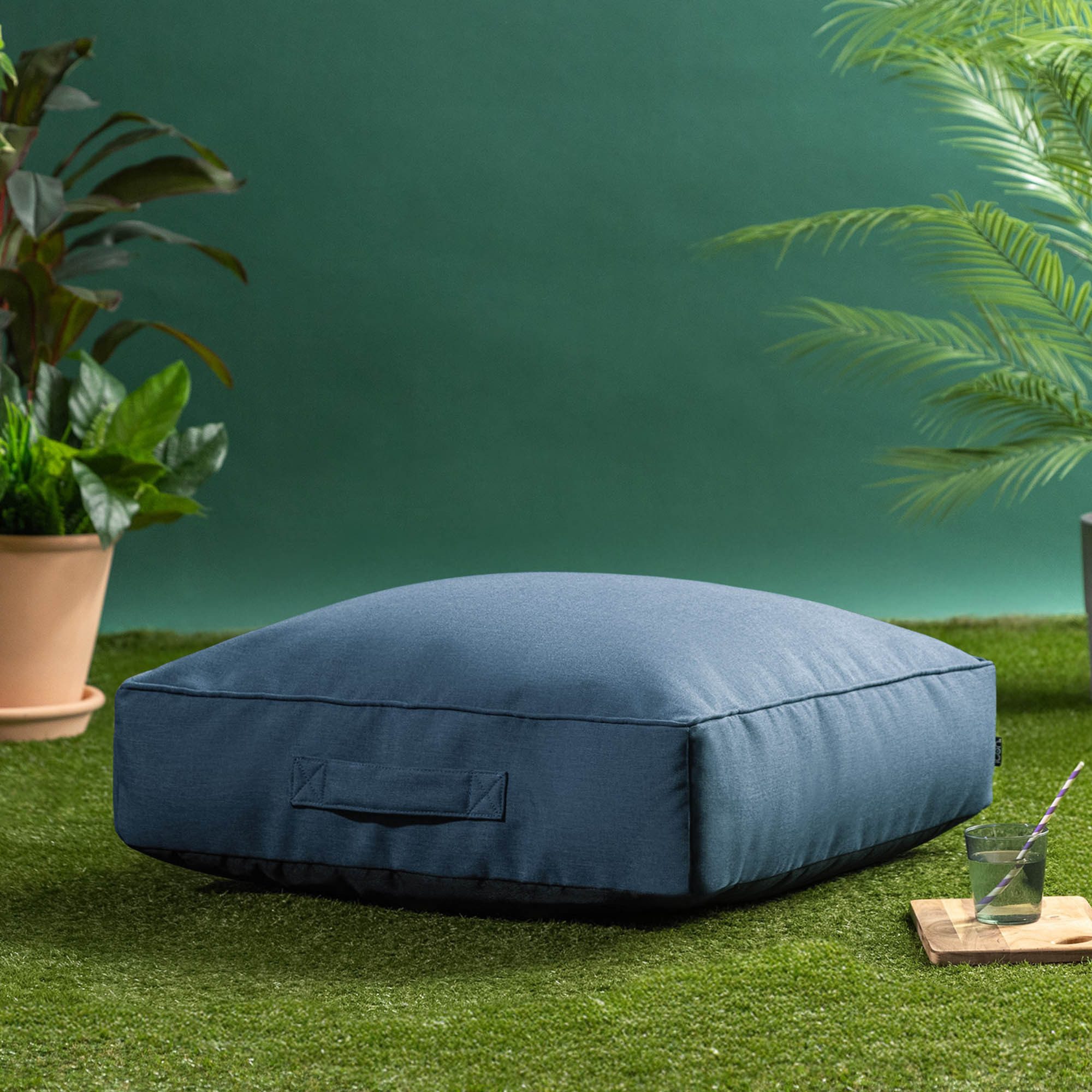 icon Sitzsack Erwachsene Bodenkissen aus Olefin „Solus“, Made in Germany, UV-beständig, wetterfest