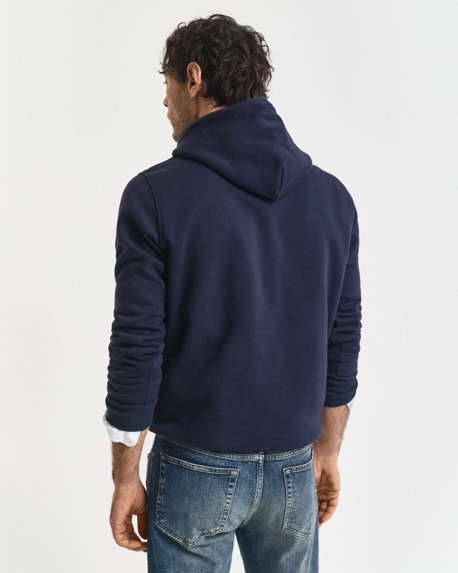 Gant Hoodie REG SHIELD HOODIE mit Logostickerei auf der Brust günstig online kaufen