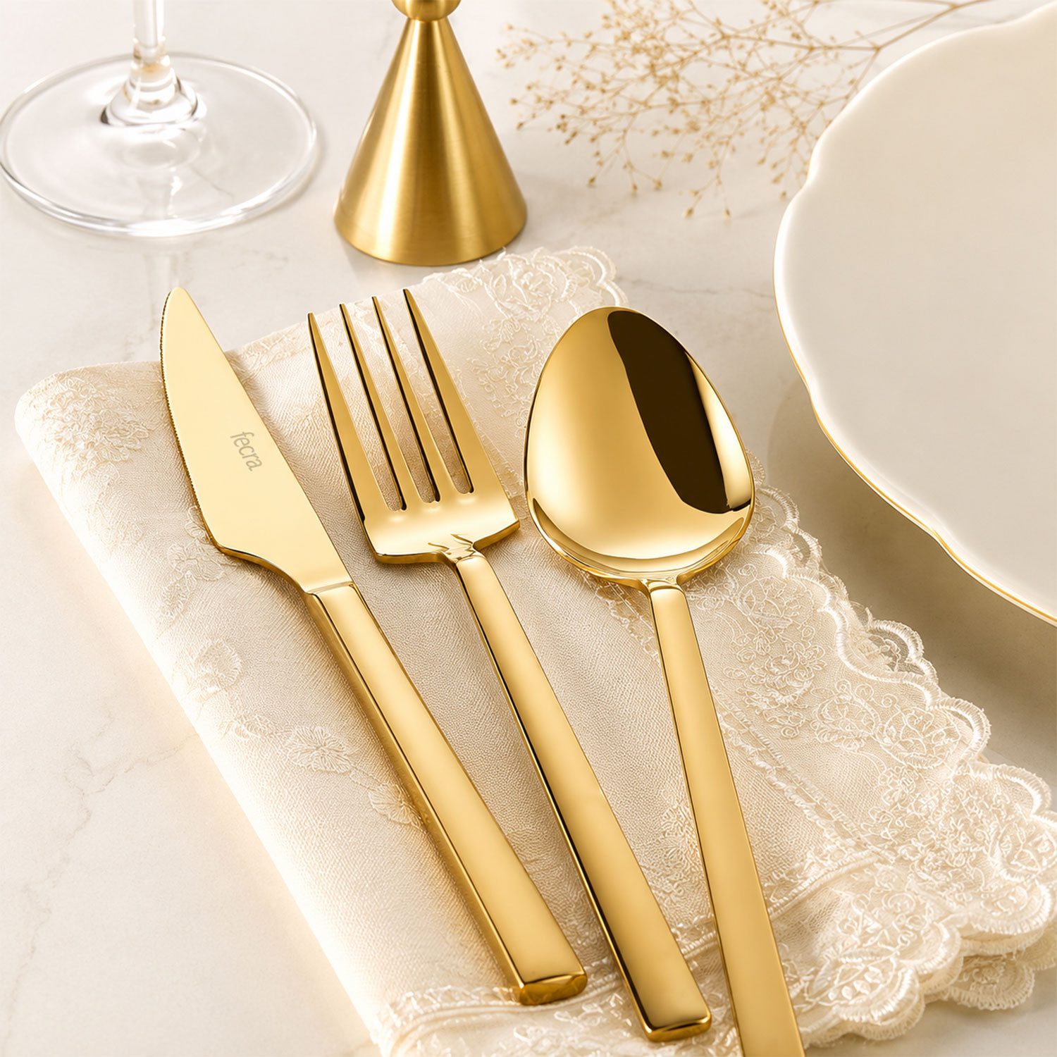 Jungengel Besteck-Set Luxus 18Tlg für 6 Personen Geschenkbox Edelstahl 18/10 Tafelbesteck (18-tlg), 6 Personen, Edelstahl 18/10, Hochwertiger 18/10 Edelstahl, Goldoptik, Geschenkbox inklusive