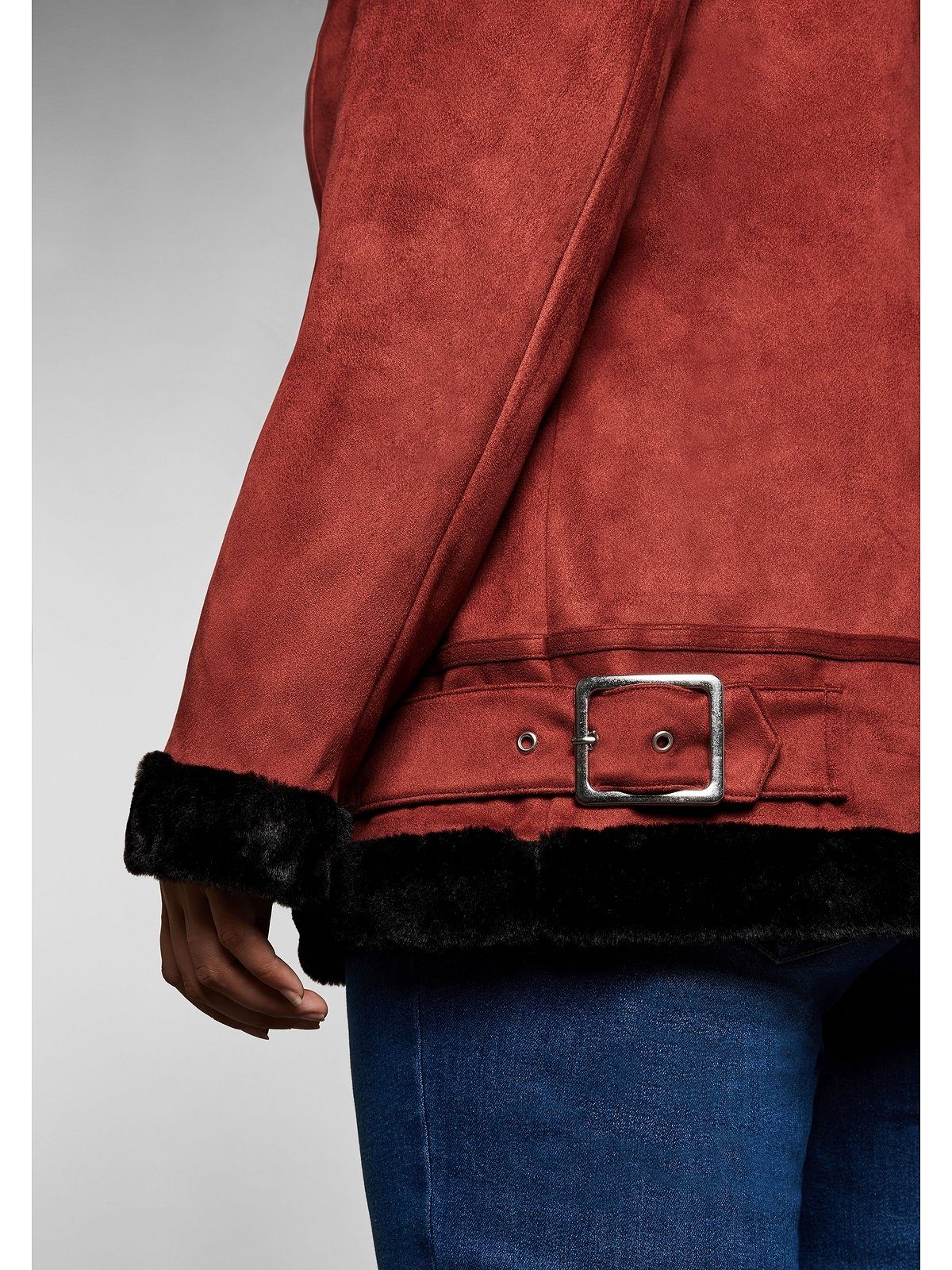 Damen Jacken Sheego Lederimitatjacke Outdoorjacke mit Wattierung und Fellimitatbesatz